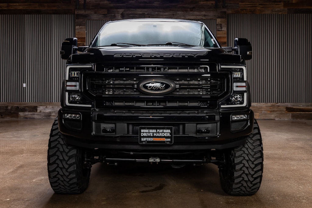 Used 2022 Ford F-250SD Lariat Truck