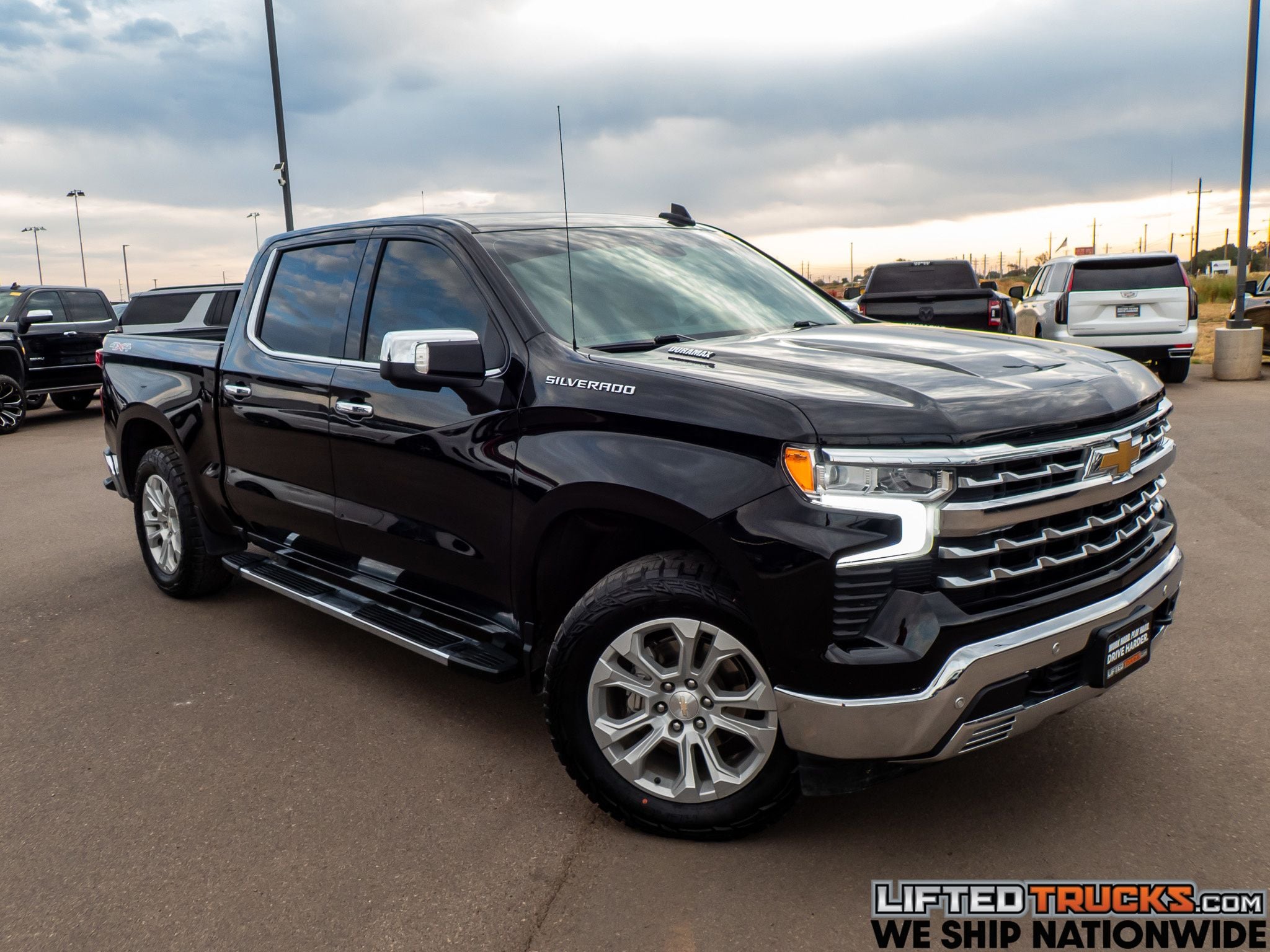 2023 Chevrolet Silverado 1500 LTZ's photo