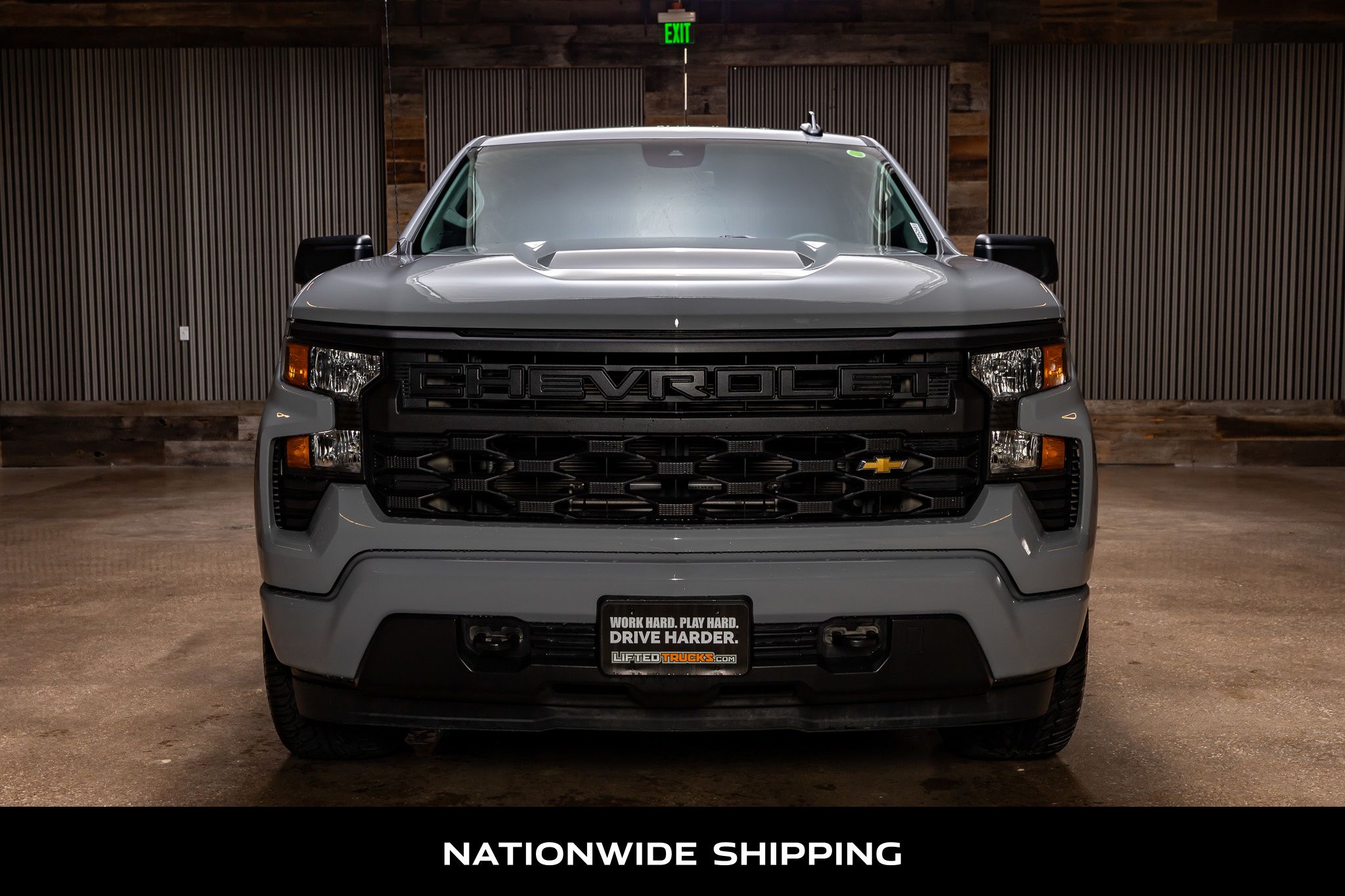 2024 Chevrolet Silverado 1500 Custom photo 2