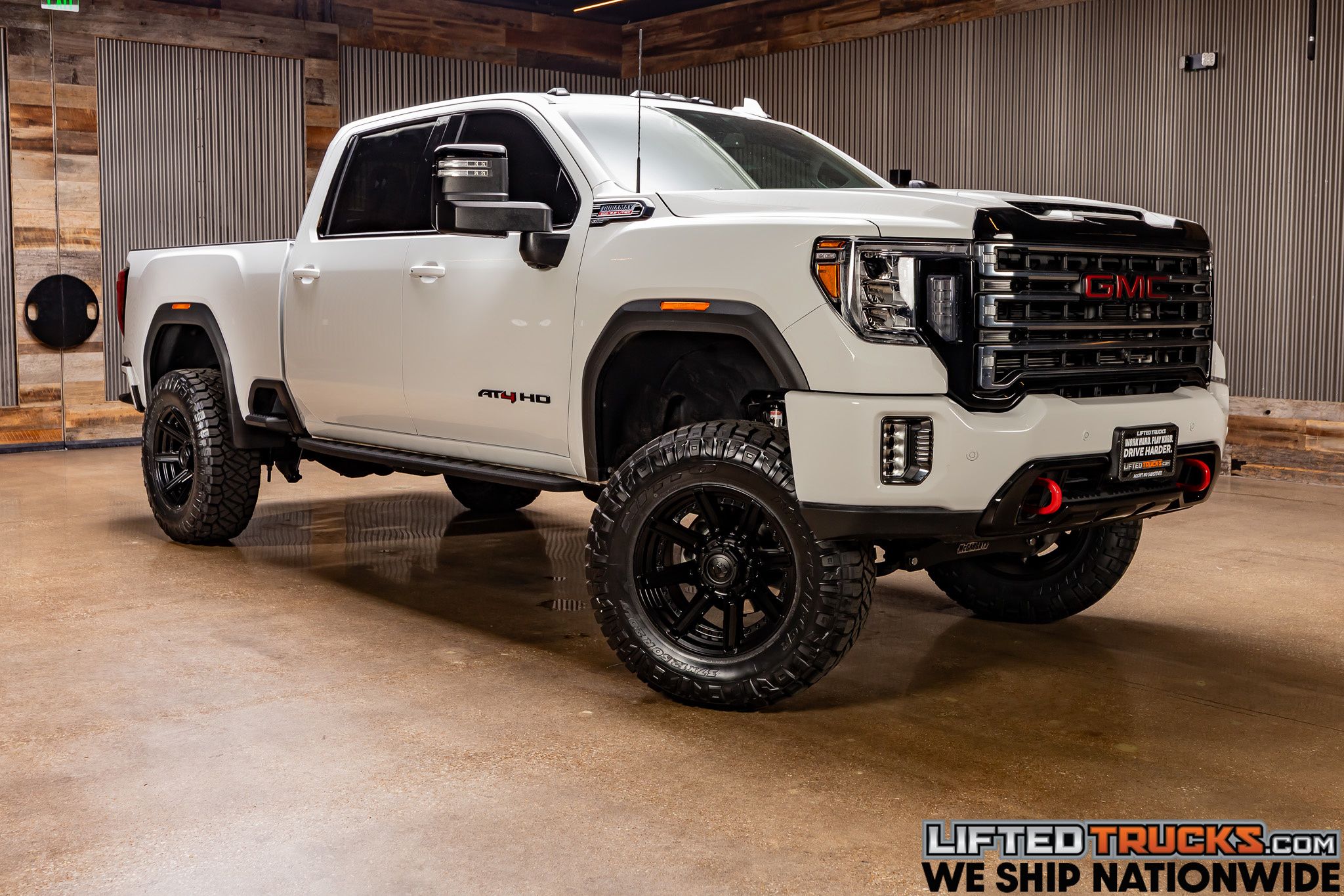 2022 GMC Sierra 2500HD AT4's photo