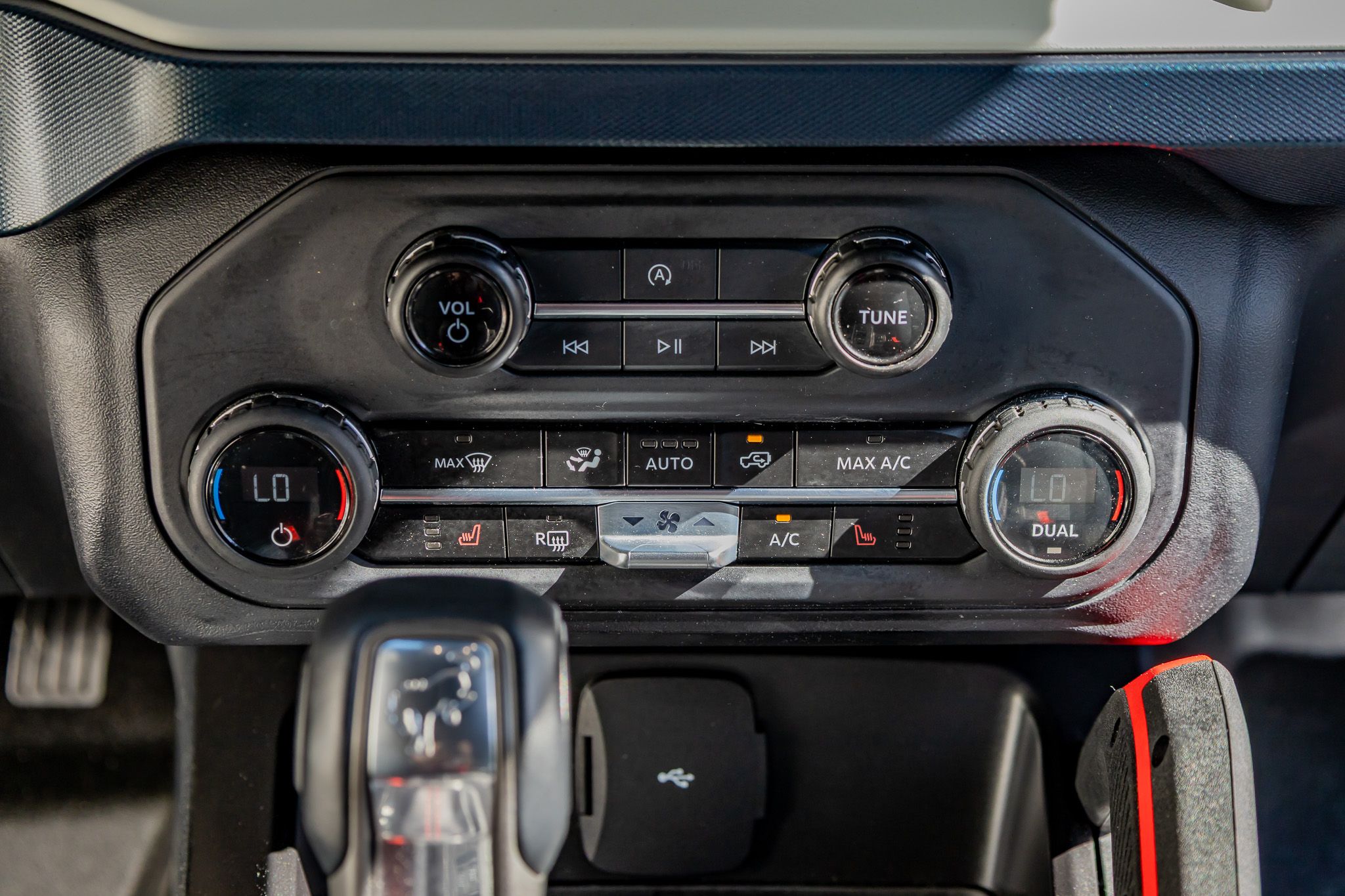 2023 Ford Bronco 4-Door Heritage Editon - Photo 26