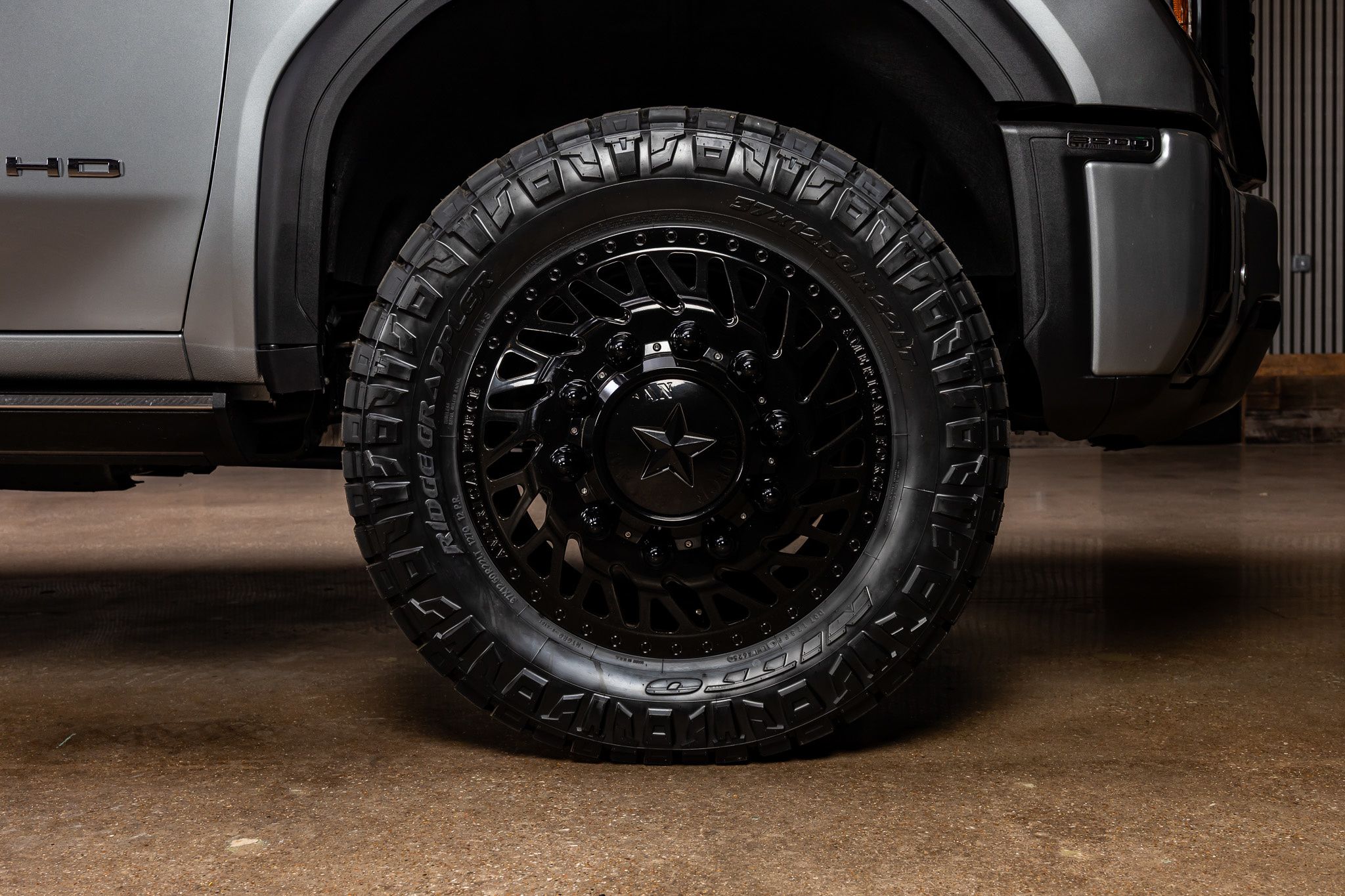 2026 GMC Sierra 3500HD Denali Ultimate - Photo 12