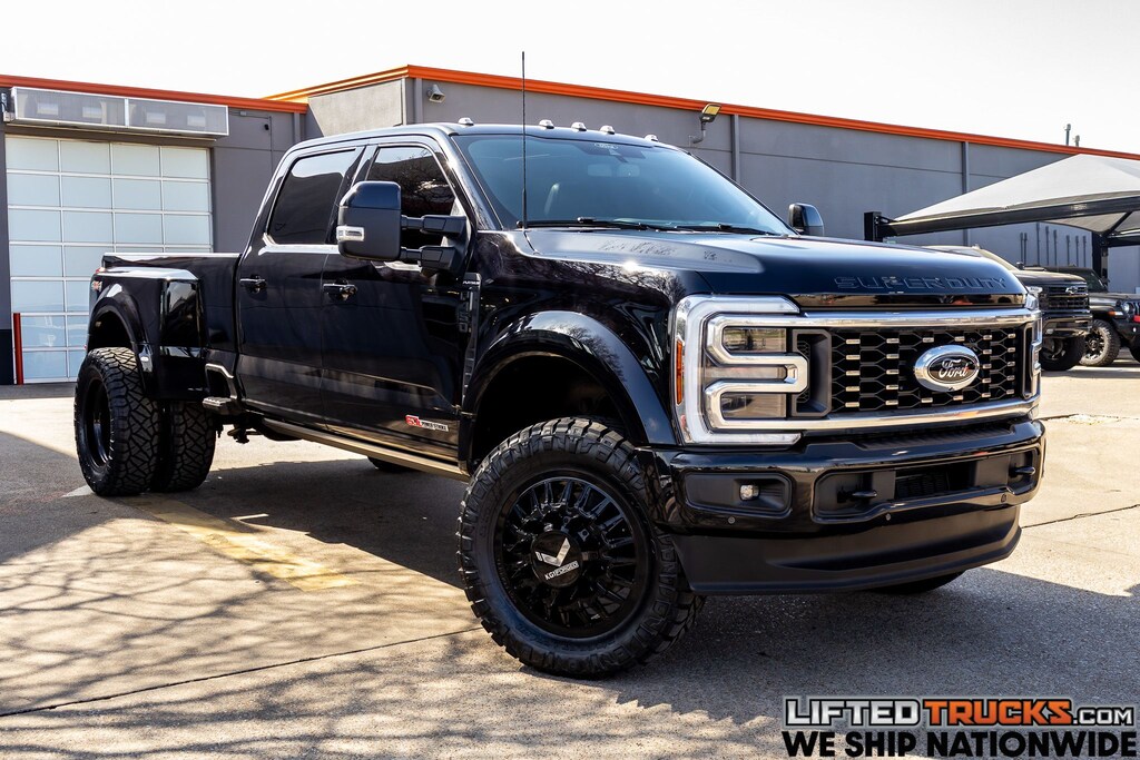 Used 2025 Ford F-450SD Platinum Truck