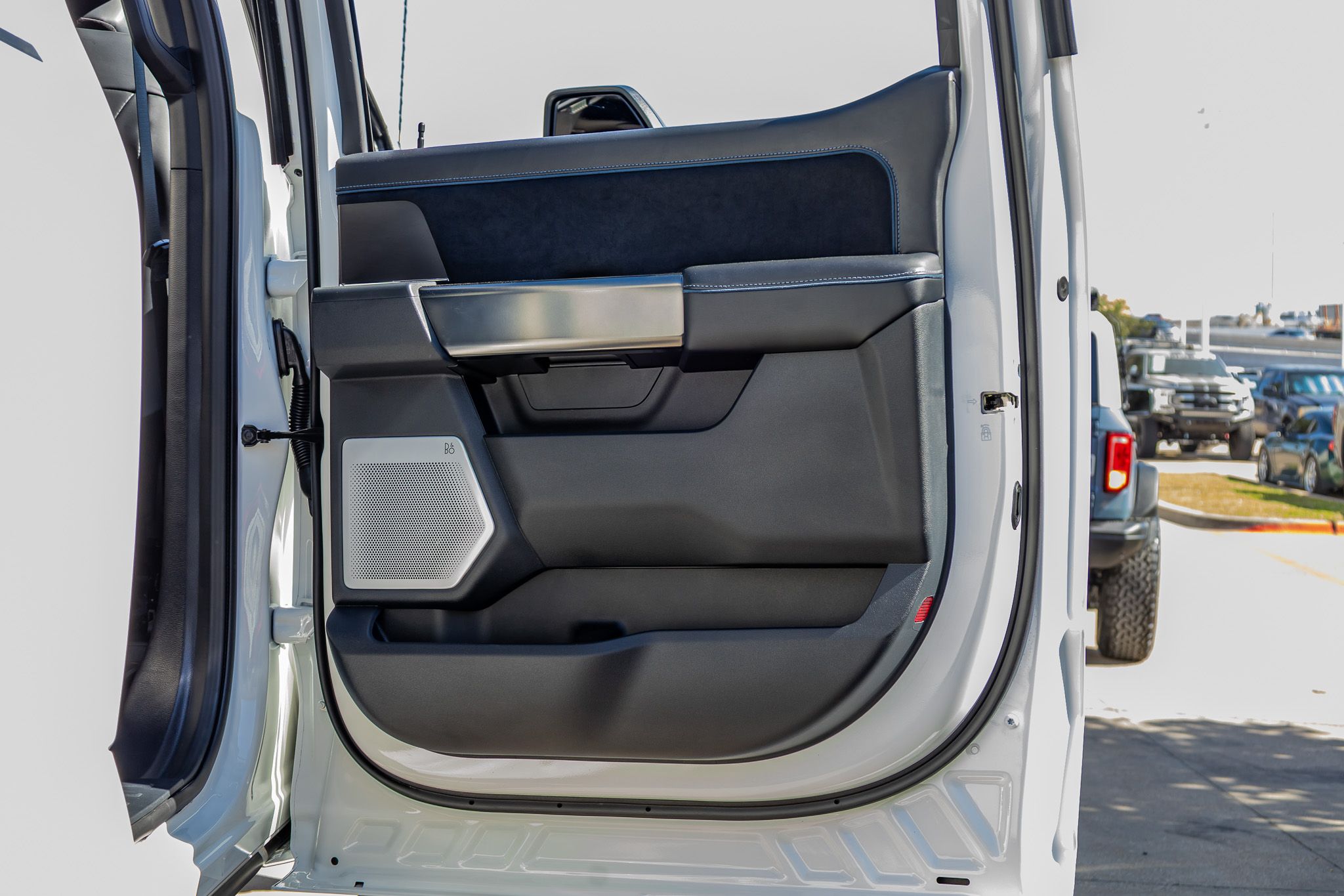 2026 Ford F-450 Super Duty Platinum - Photo 38