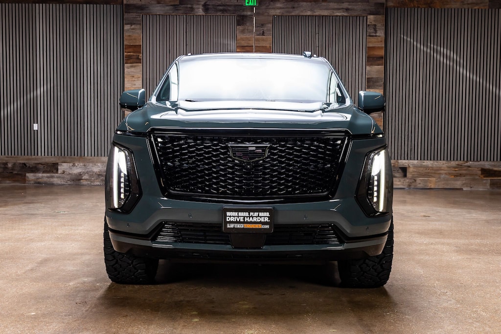 Used 2025 Cadillac Escalade Sport SUV