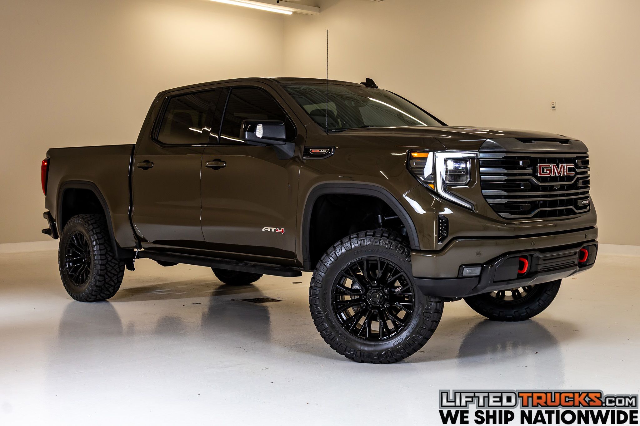 2024 GMC Sierra 4WD Crew Cab Short Box AT4's photo