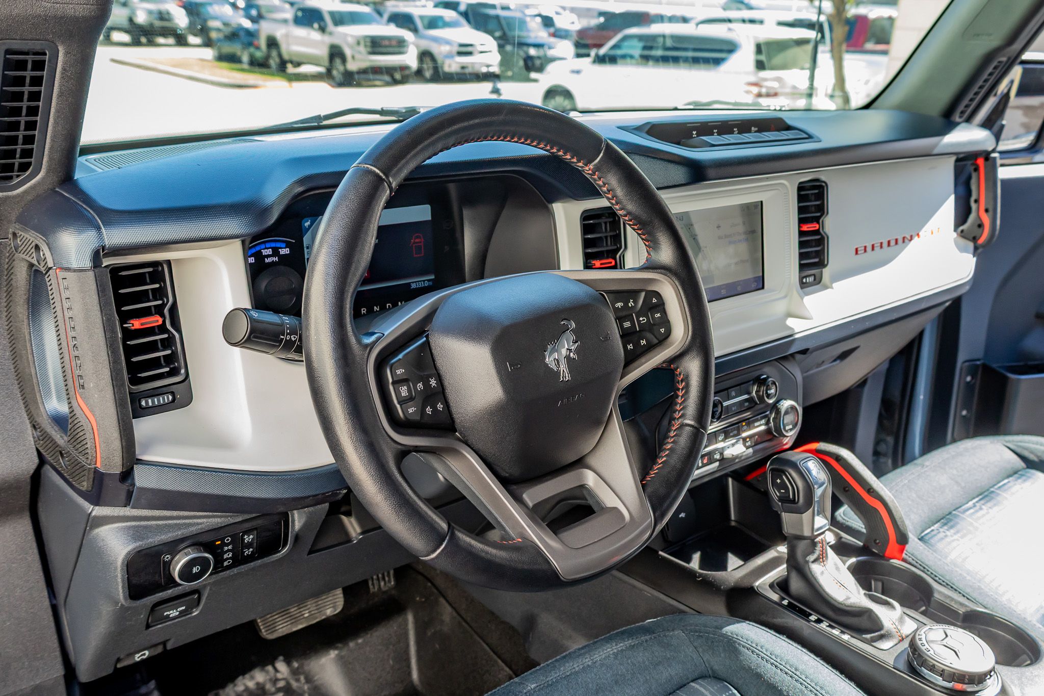 2023 Ford Bronco 4-Door Heritage Editon - Photo 17