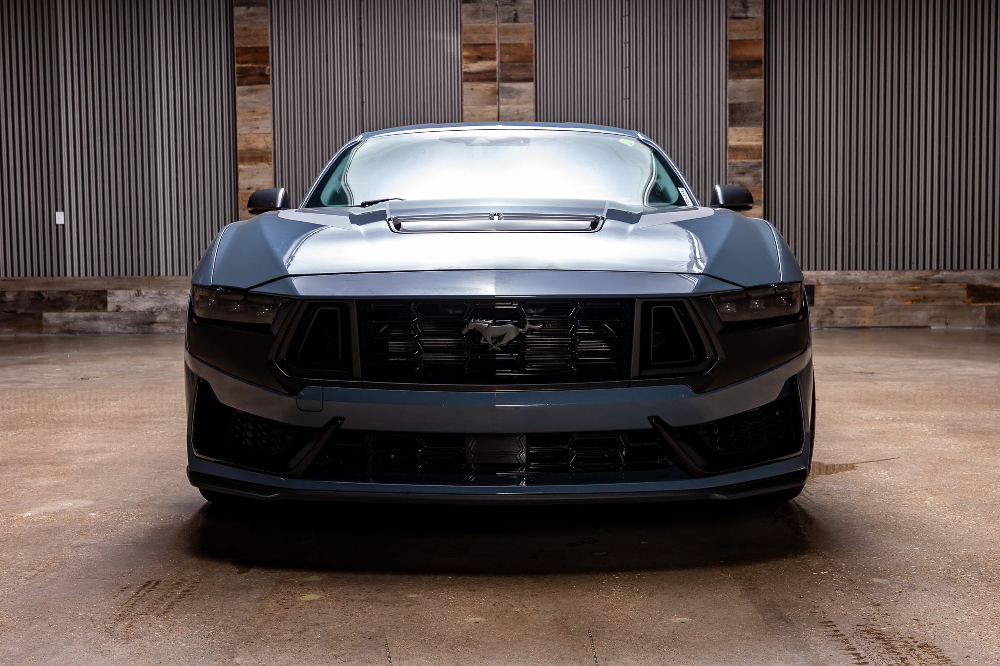 2024 Ford Mustang Dark Horse photo 2