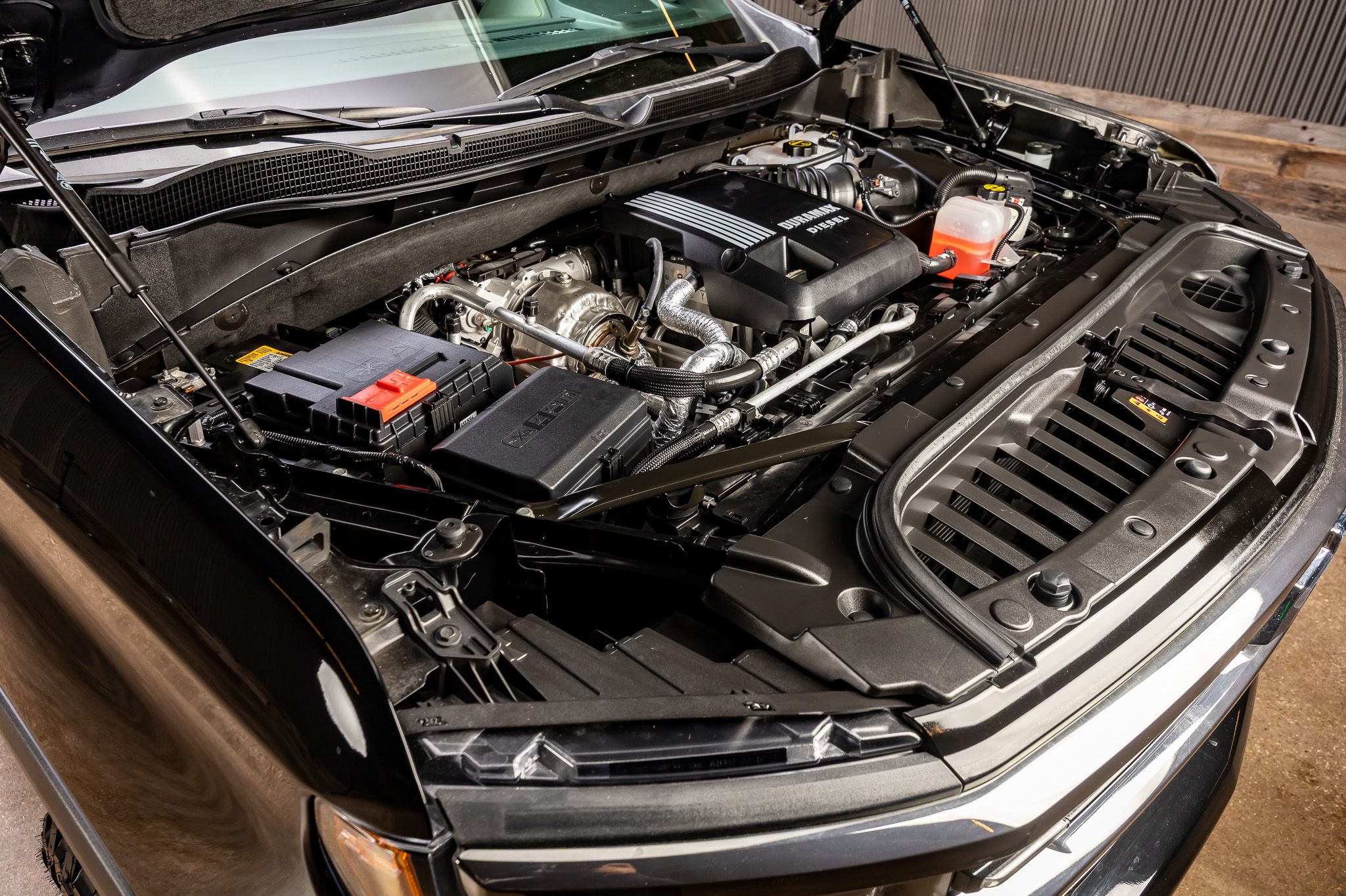 2025 Chevrolet Silverado 1500 ZR2 photo 3