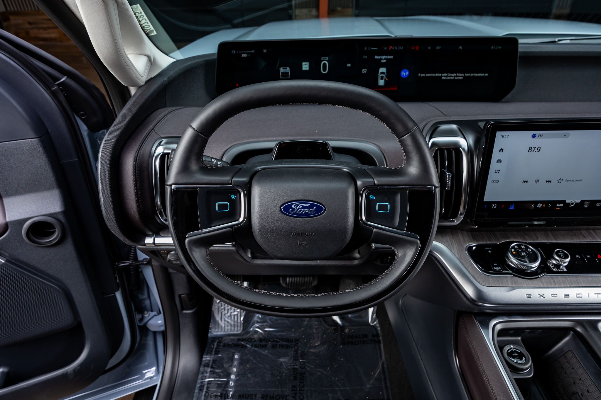 2025 Ford Expedition Platinum - Photo 19