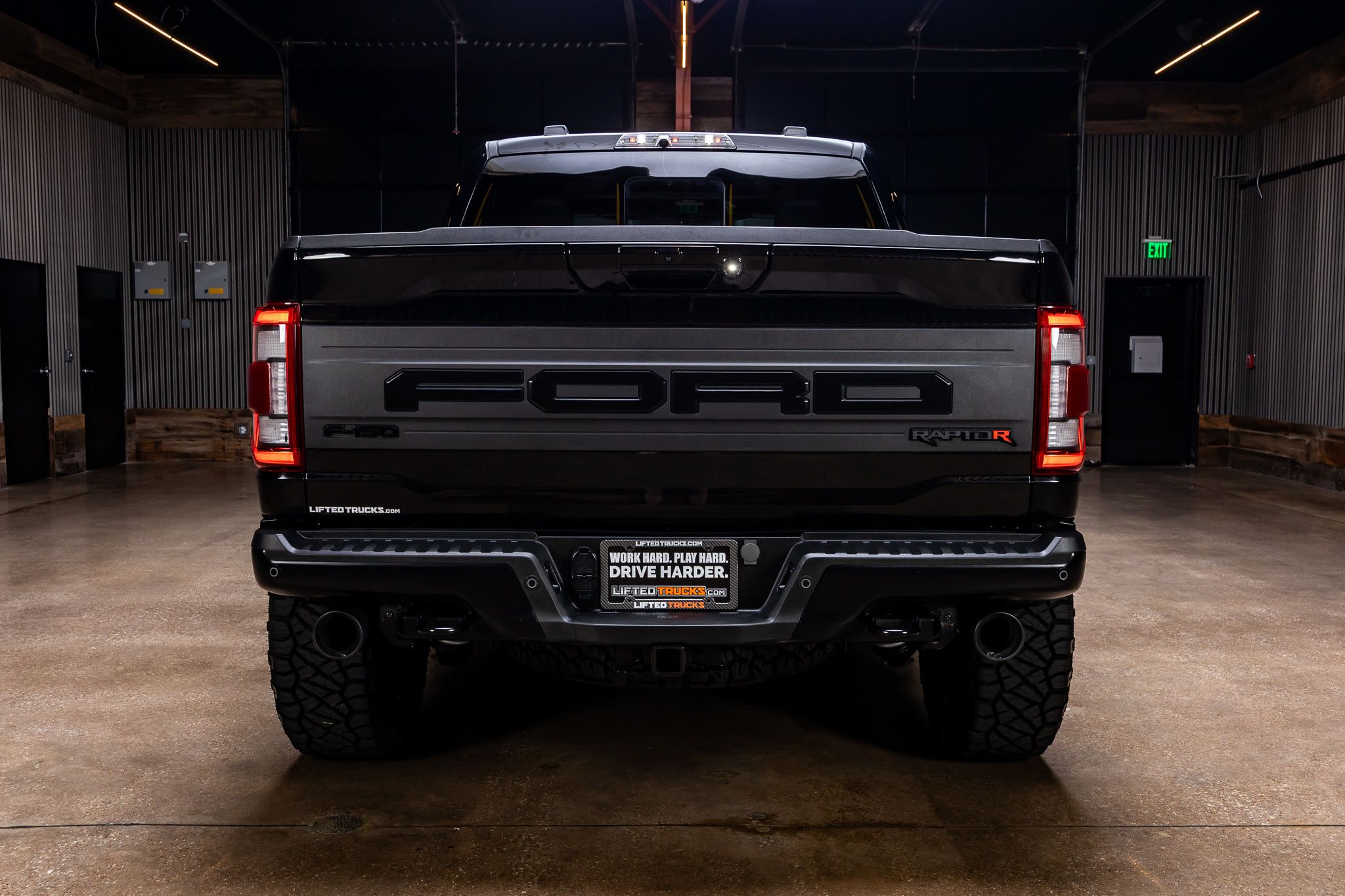 2023 Ford F-150 Raptor - Photo 8