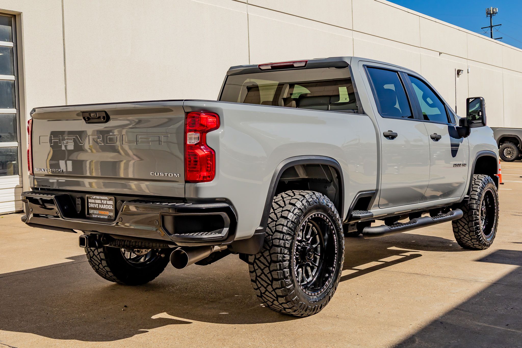 2025 Chevrolet Silverado 2500HD Custom - Photo 10