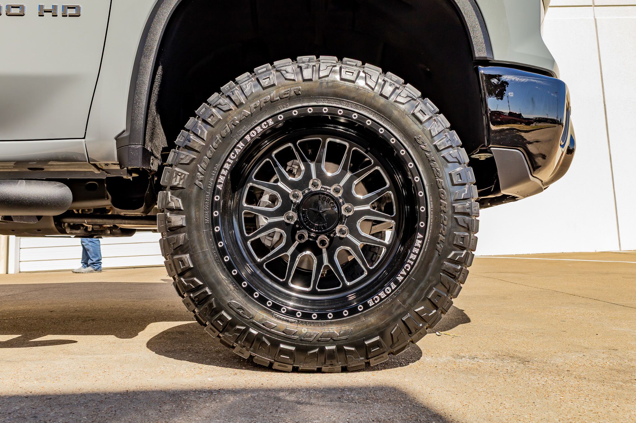 2025 Chevrolet Silverado 2500HD Custom - Photo 12