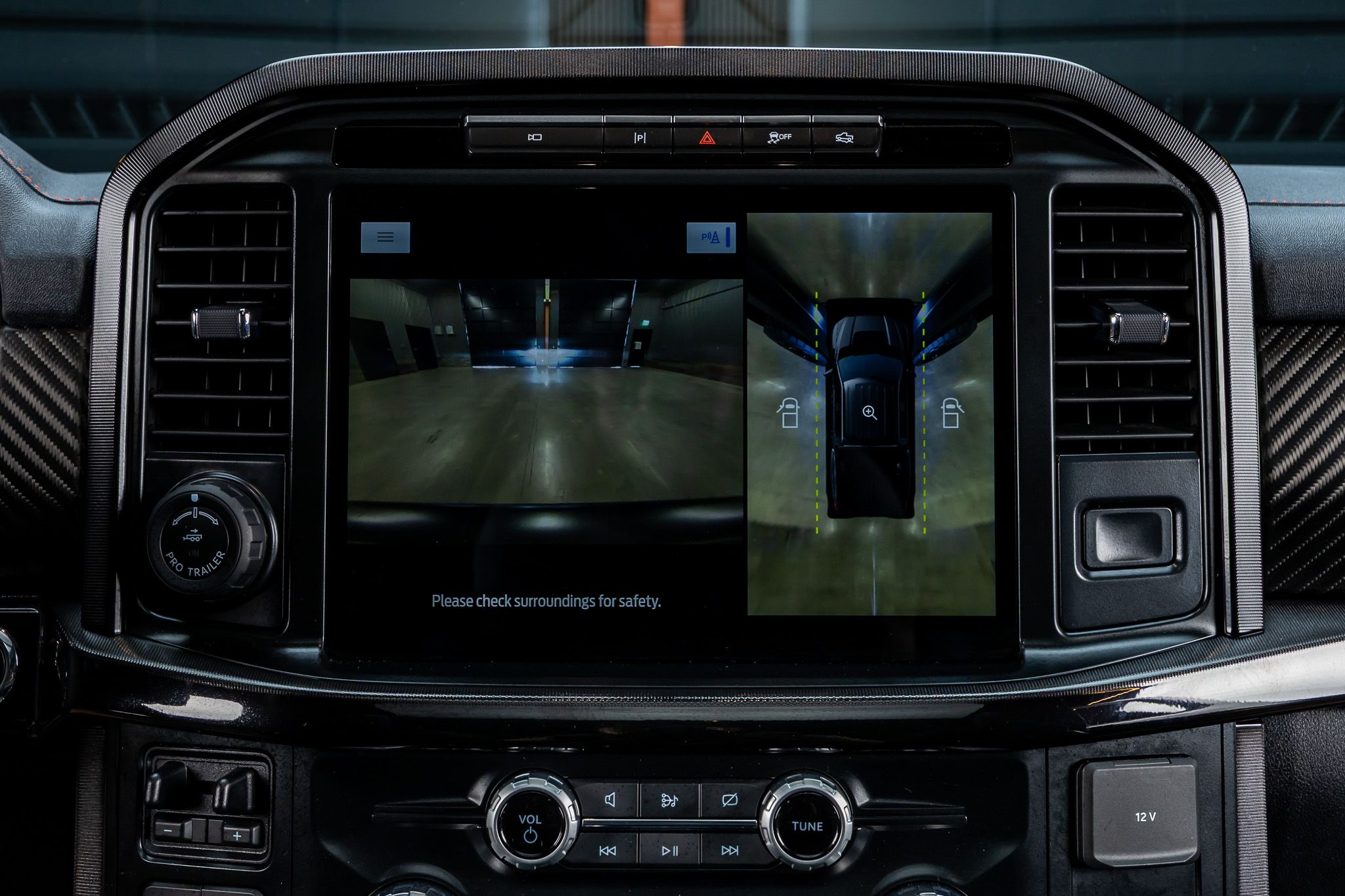 2023 Ford F-150 Raptor - Photo 27