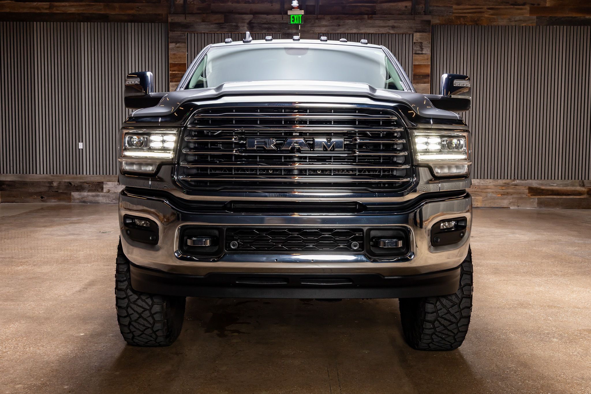 2024 Ram 3500 Longhorn photo 2