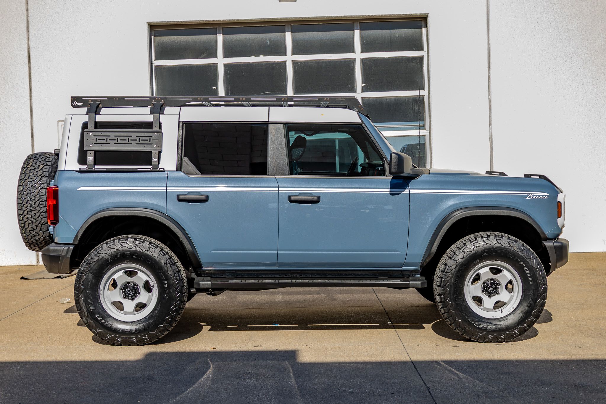 2023 Ford Bronco 4-Door Heritage Editon - Photo 11