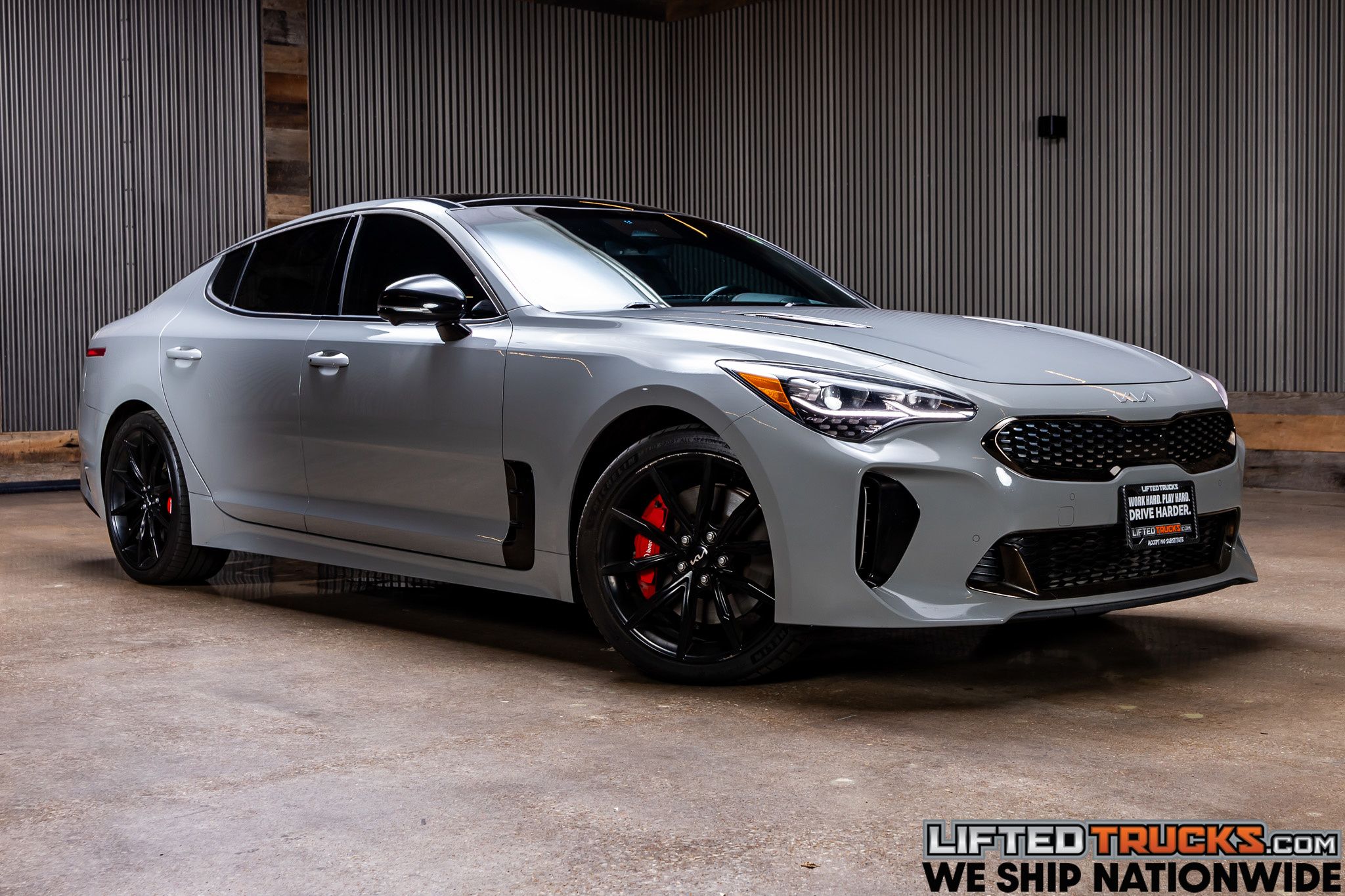 2023 Kia Stinger GT2's photo
