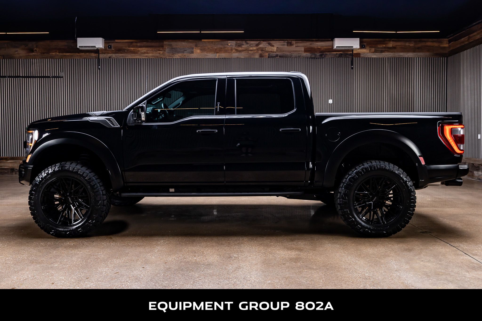 2023 Ford F-150 Raptor - Photo 6