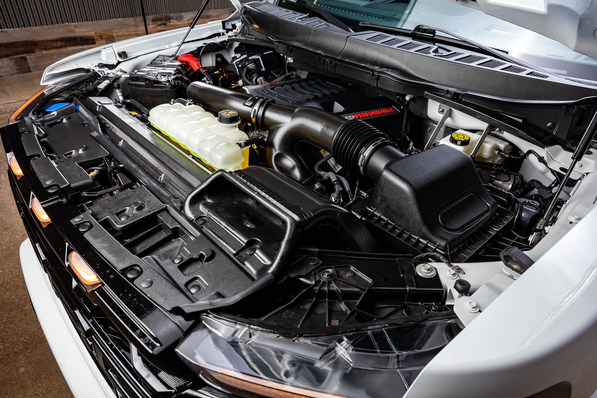 2025 Ford F-150 Raptor - Photo 40