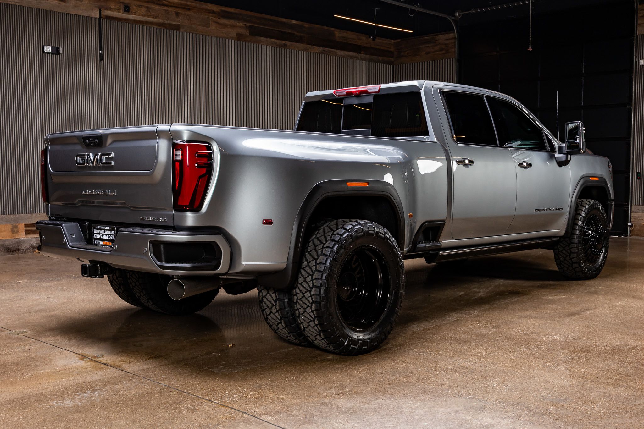 2026 GMC Sierra 3500HD Denali Ultimate - Photo 10