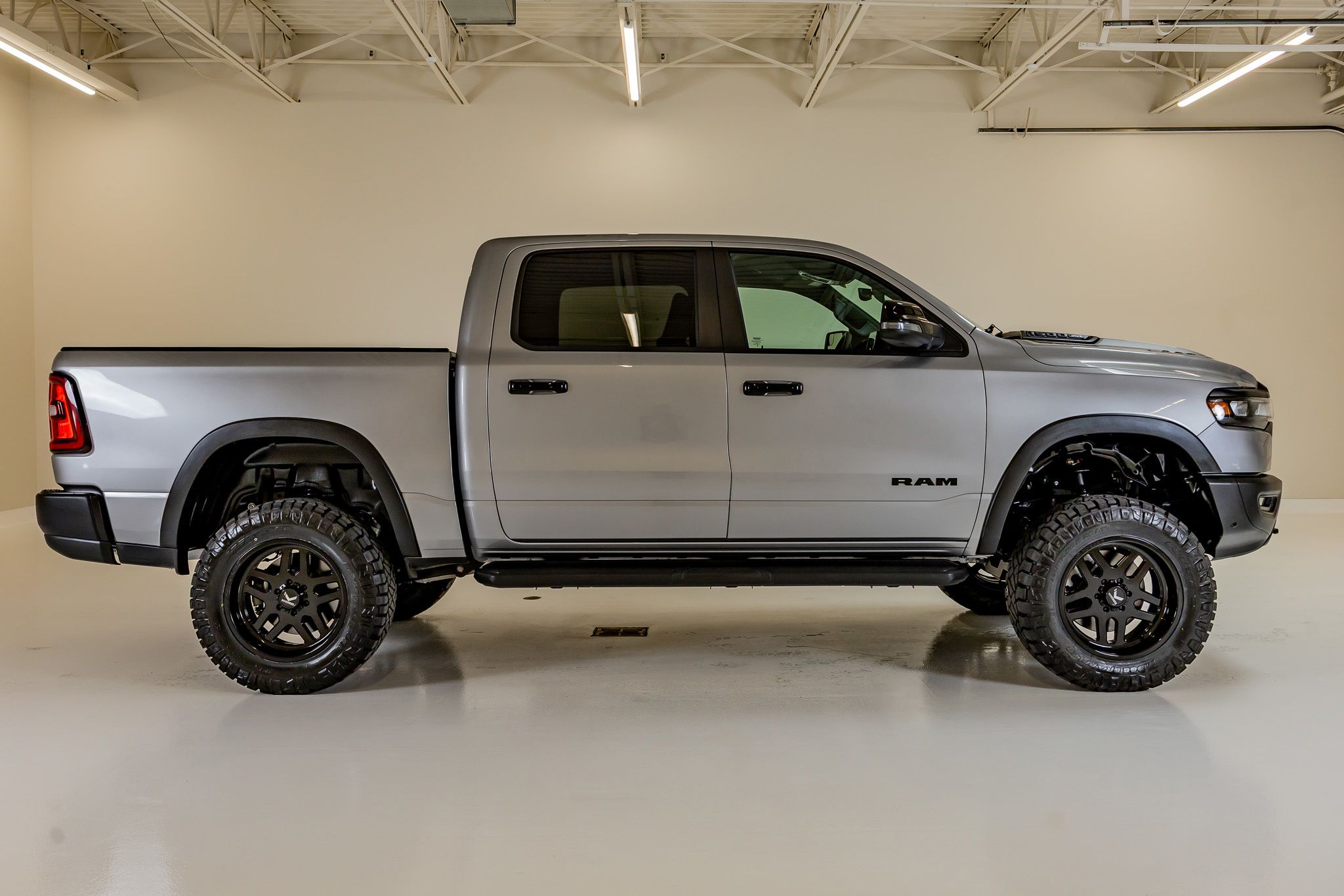 2025 RAM Ram 1500 Pickup Rebel - Photo 11