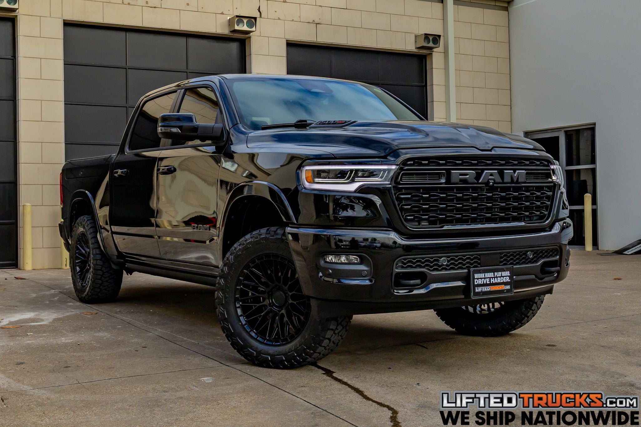 2025 RAM 1500 Limited 4x4 Crew Cab 5'7's photo