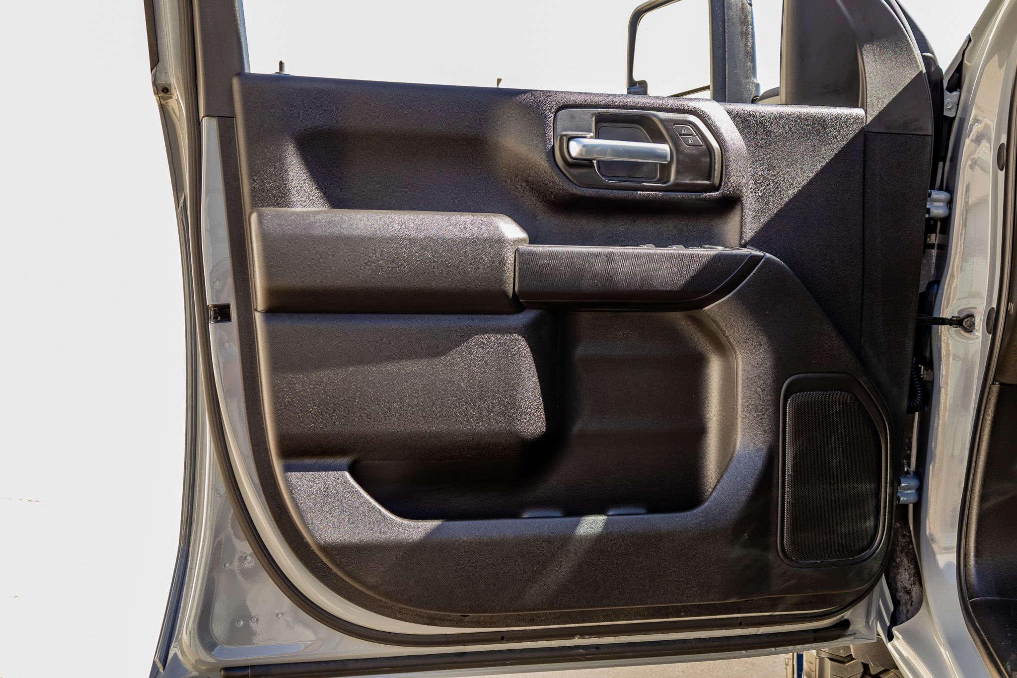 2025 Chevrolet Silverado 2500HD Custom - Photo 35