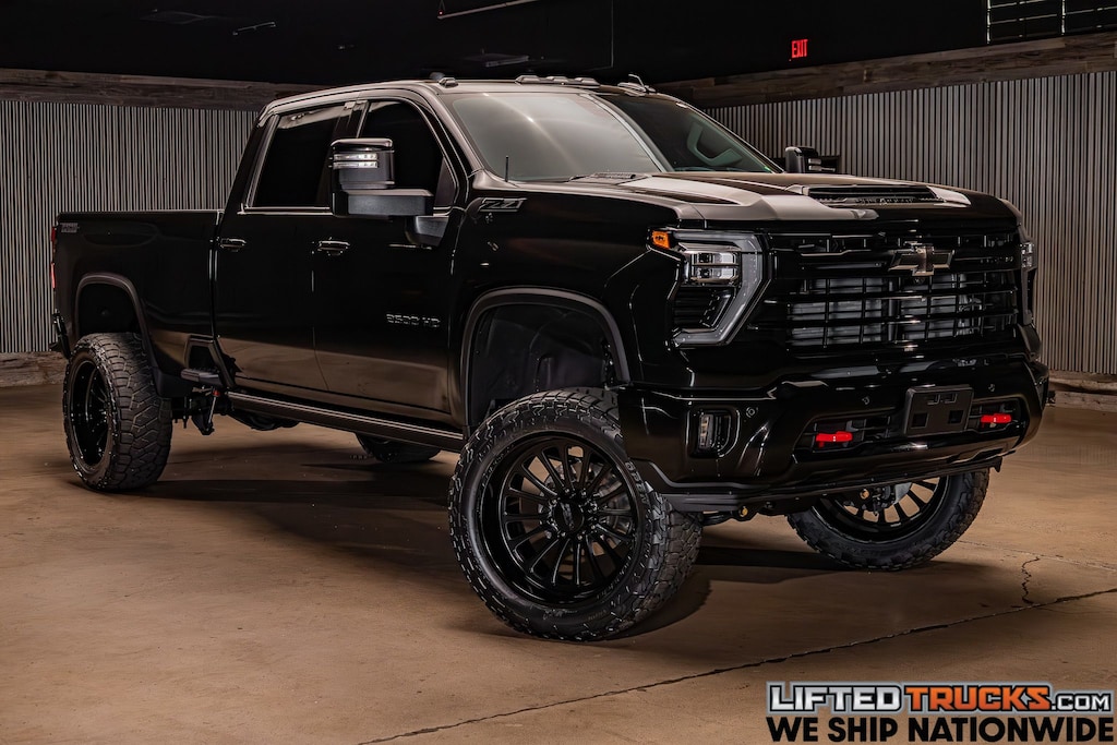 Used 2025 Chevrolet Silverado 2500HD LTZ Truck Crew Cab