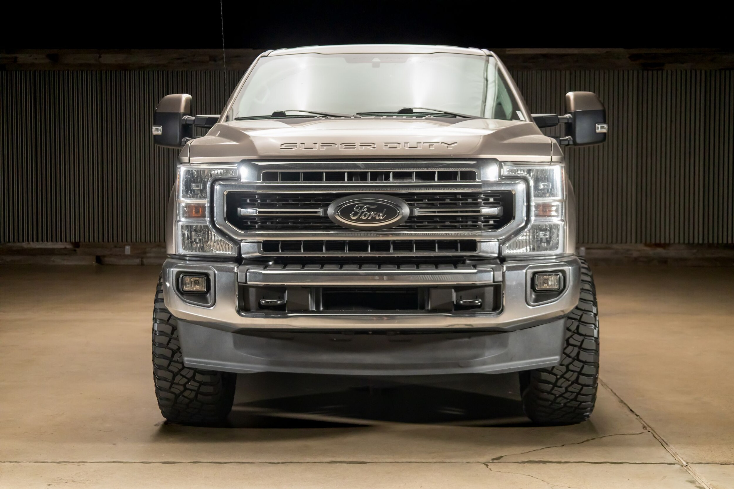 2021 Ford F-250 photo 2