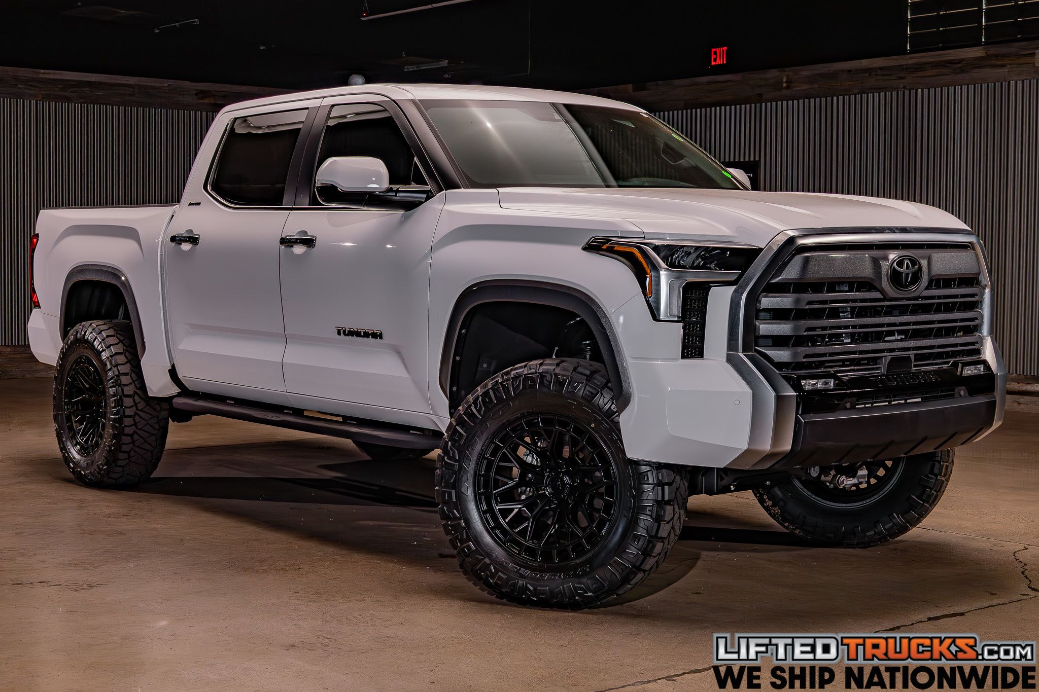 2025 Toyota Tundra Limited 3.4L 4WD CrewMax 5.5' Bed's photo
