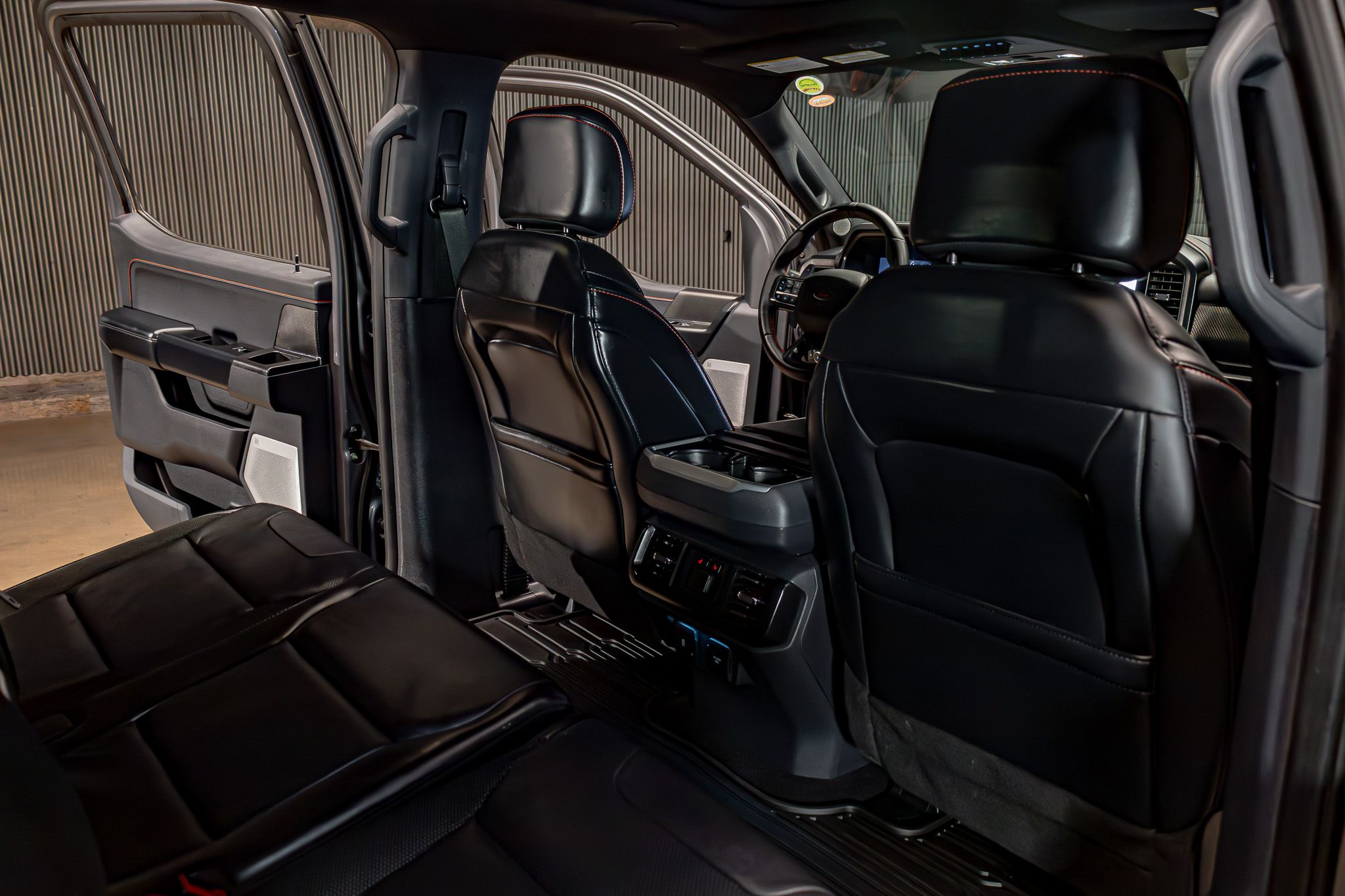 2024 Ford F-150 Raptor - Photo 27