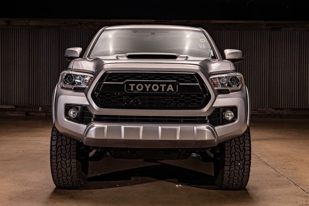 Used 2017 Toyota Tacoma TRD Sport Truck Double Cab