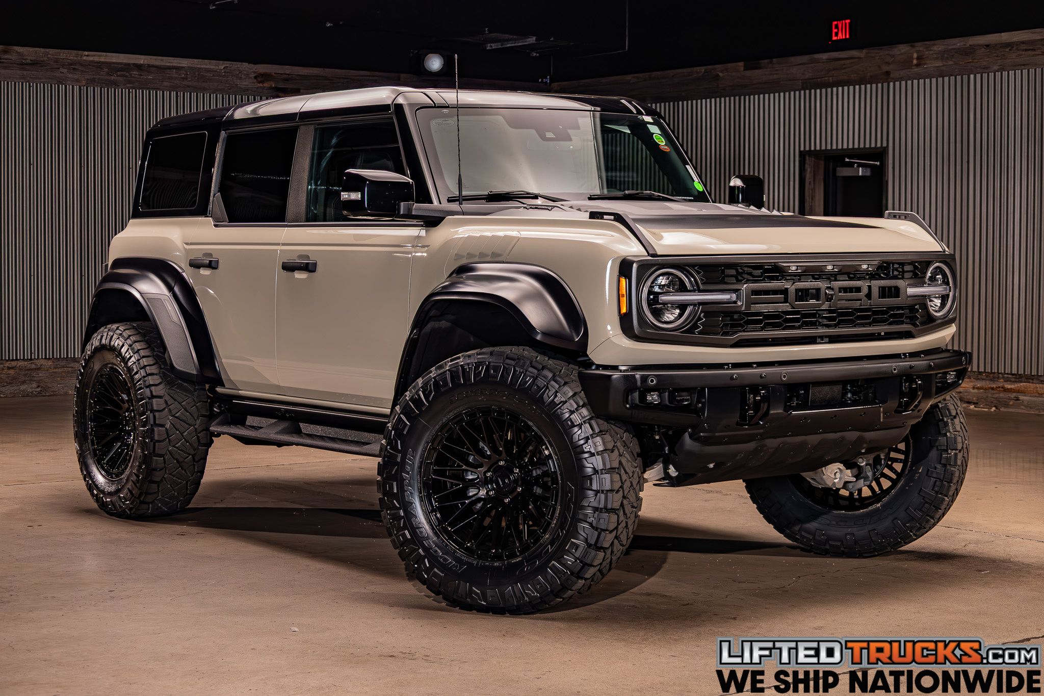 2025 Ford Bronco Raptor 4x4's photo