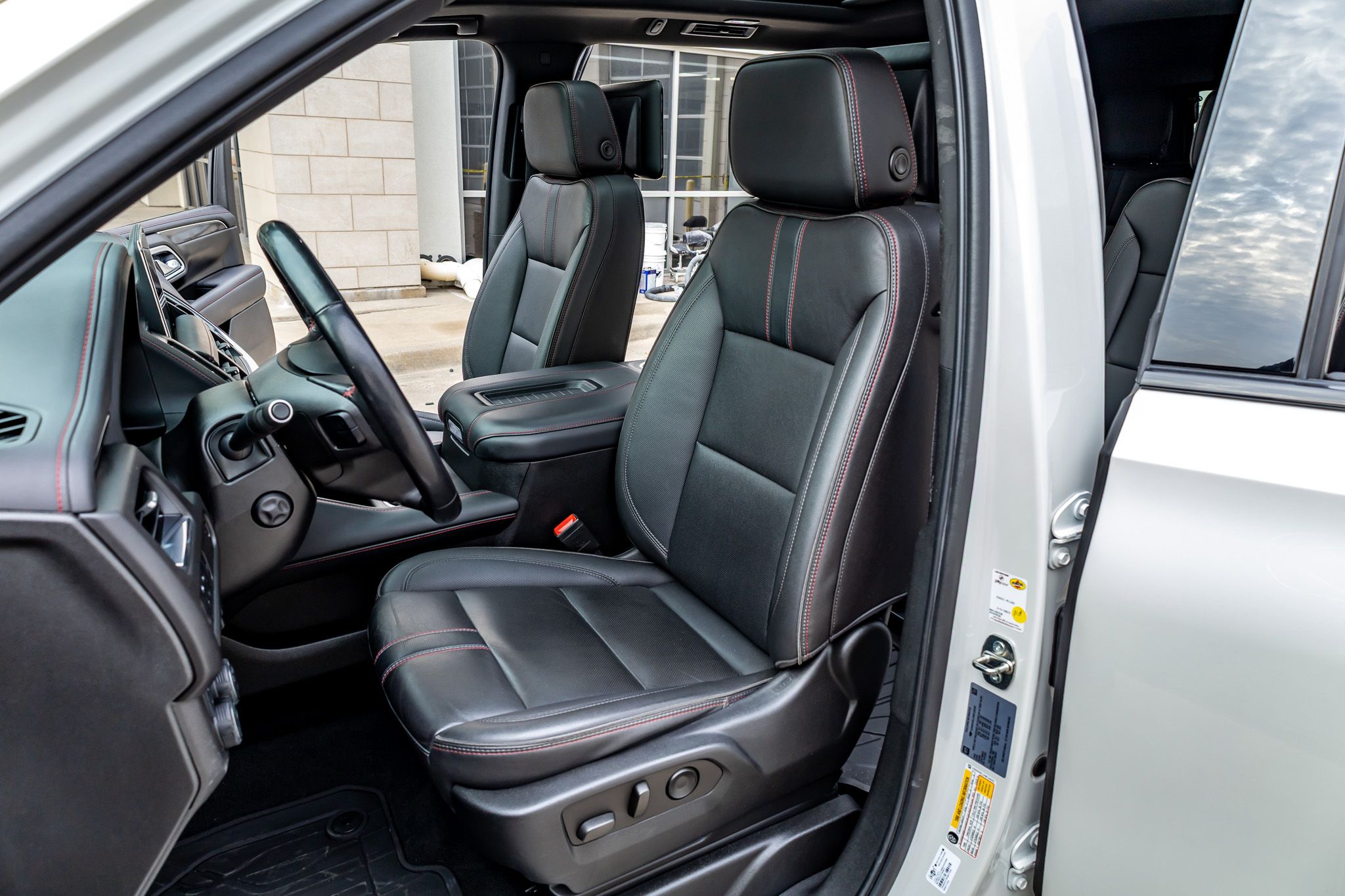 2022 Chevrolet Tahoe RST - Photo 30