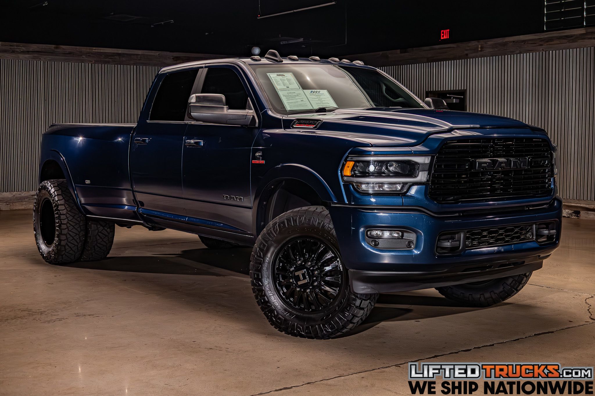 2022 RAM 3500 Laramie 4X4 Crew Cab LWB's photo