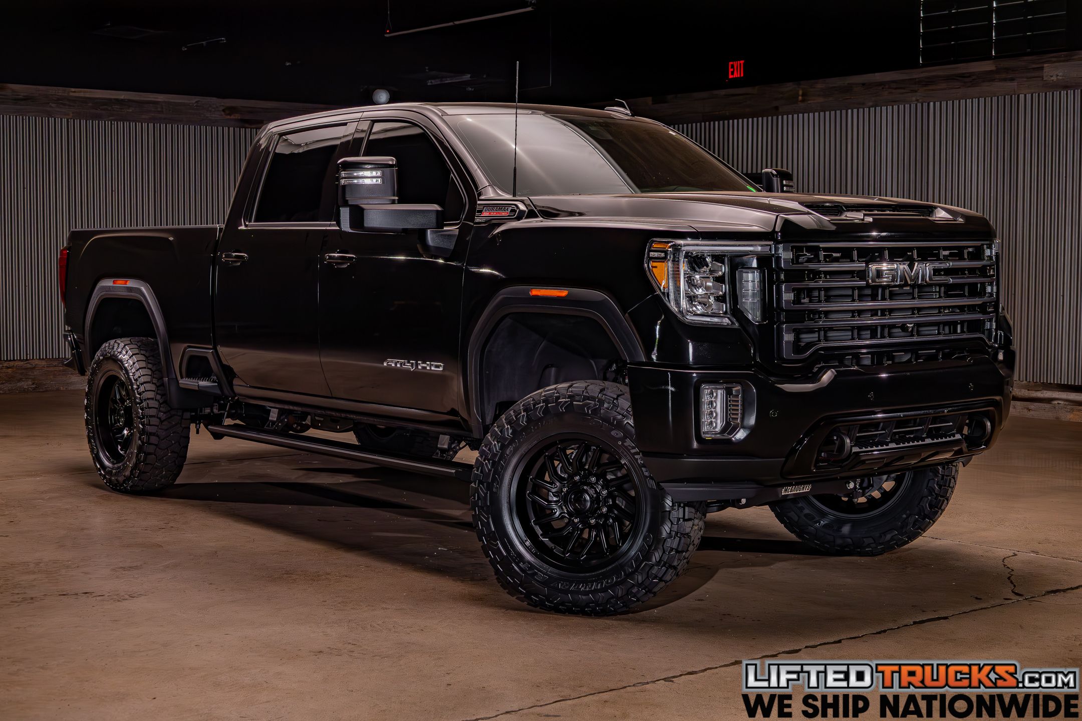 2023 GMC Sierra 4WD Crew Cab Standard Box AT4's photo