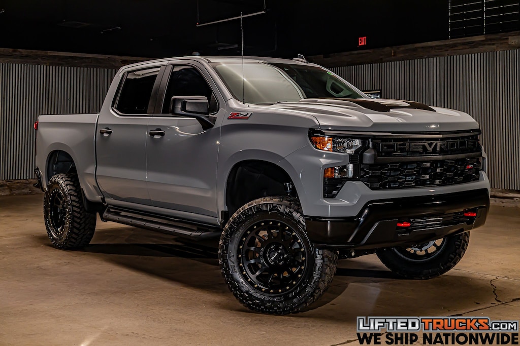 Used 2025 Chevrolet Silverado 1500 Custom Trail Boss Truck Crew Cab
