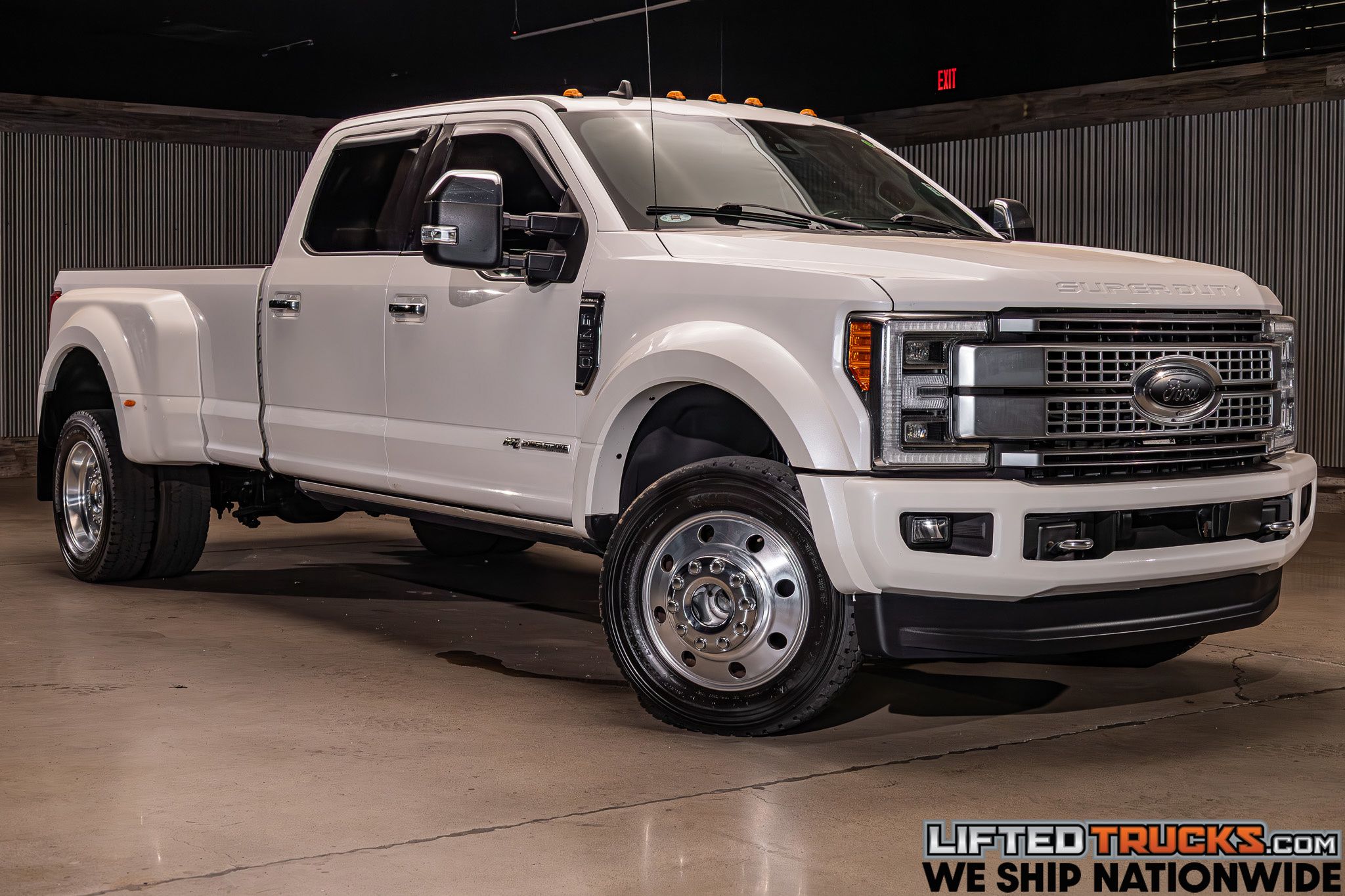 2019 Ford F-450 Platinum 4x4 Crew Cab 8' Box DRW's photo
