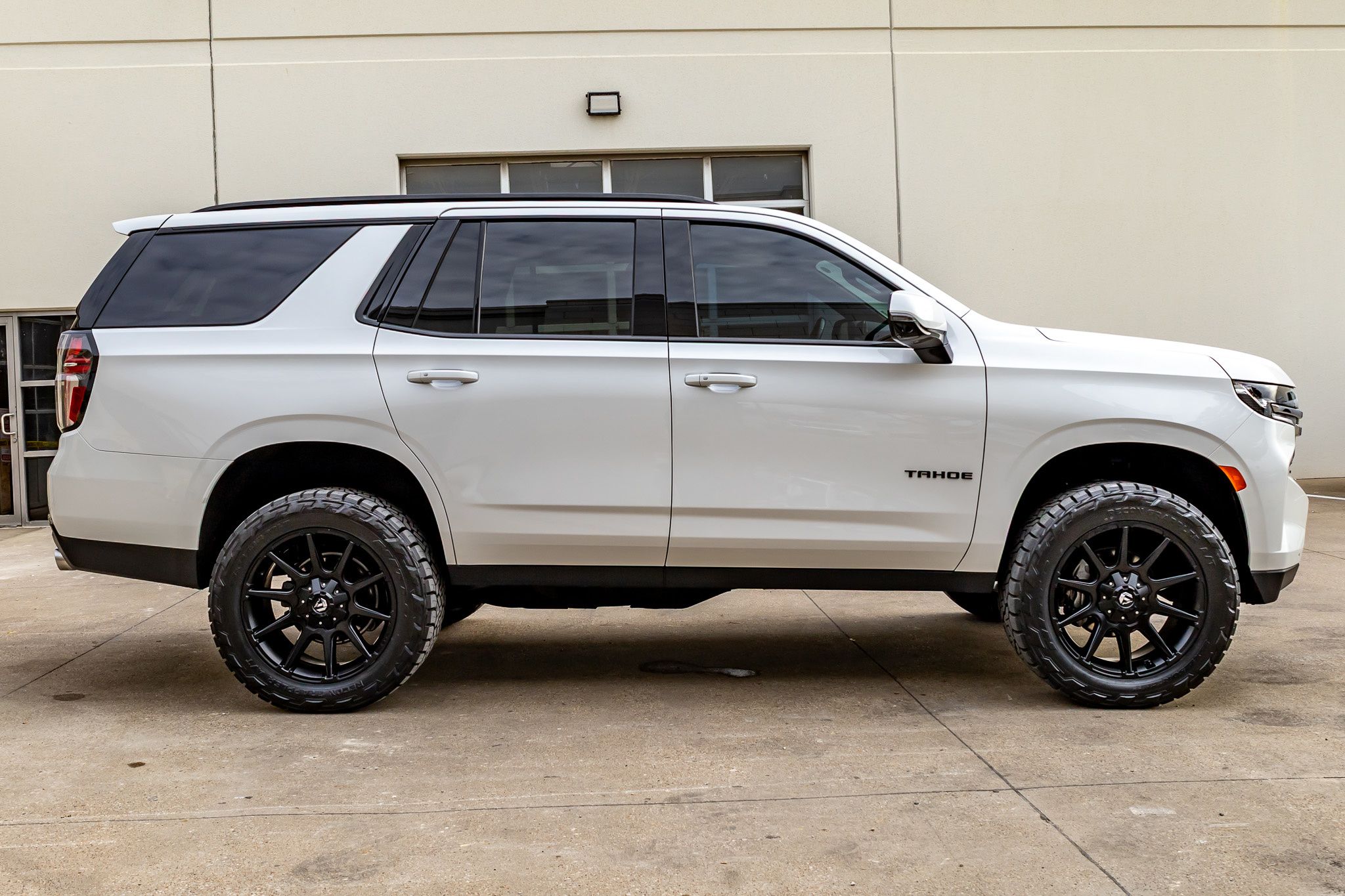 2022 Chevrolet Tahoe RST - Photo 11