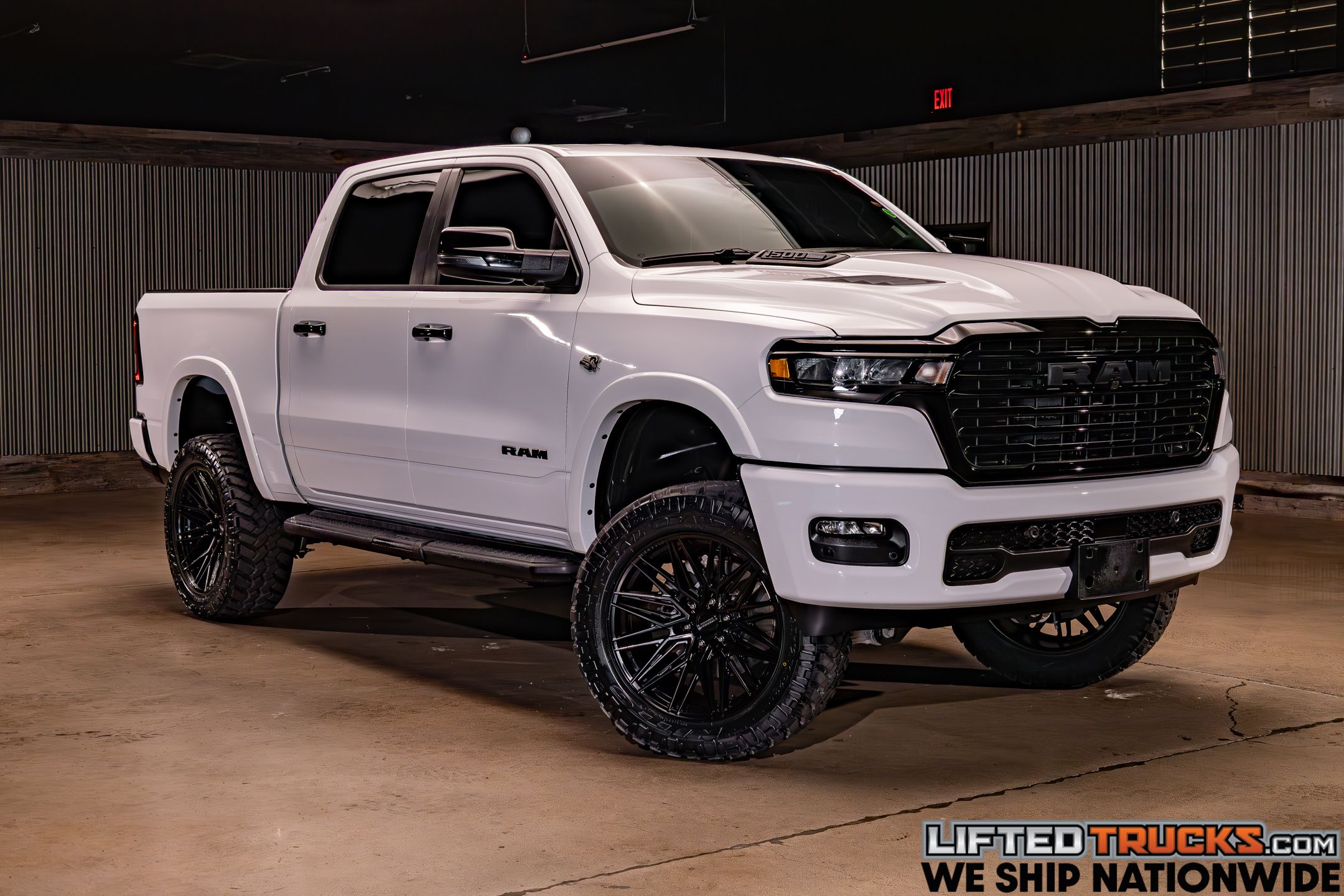2026 RAM 1500 Laramie 4x4 Crew Cab 5'7's photo