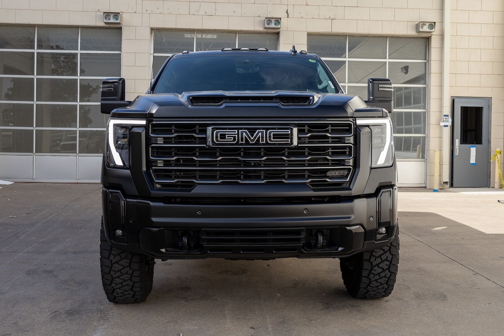 Used 2024 GMC Sierra 2500HD AT4 Truck