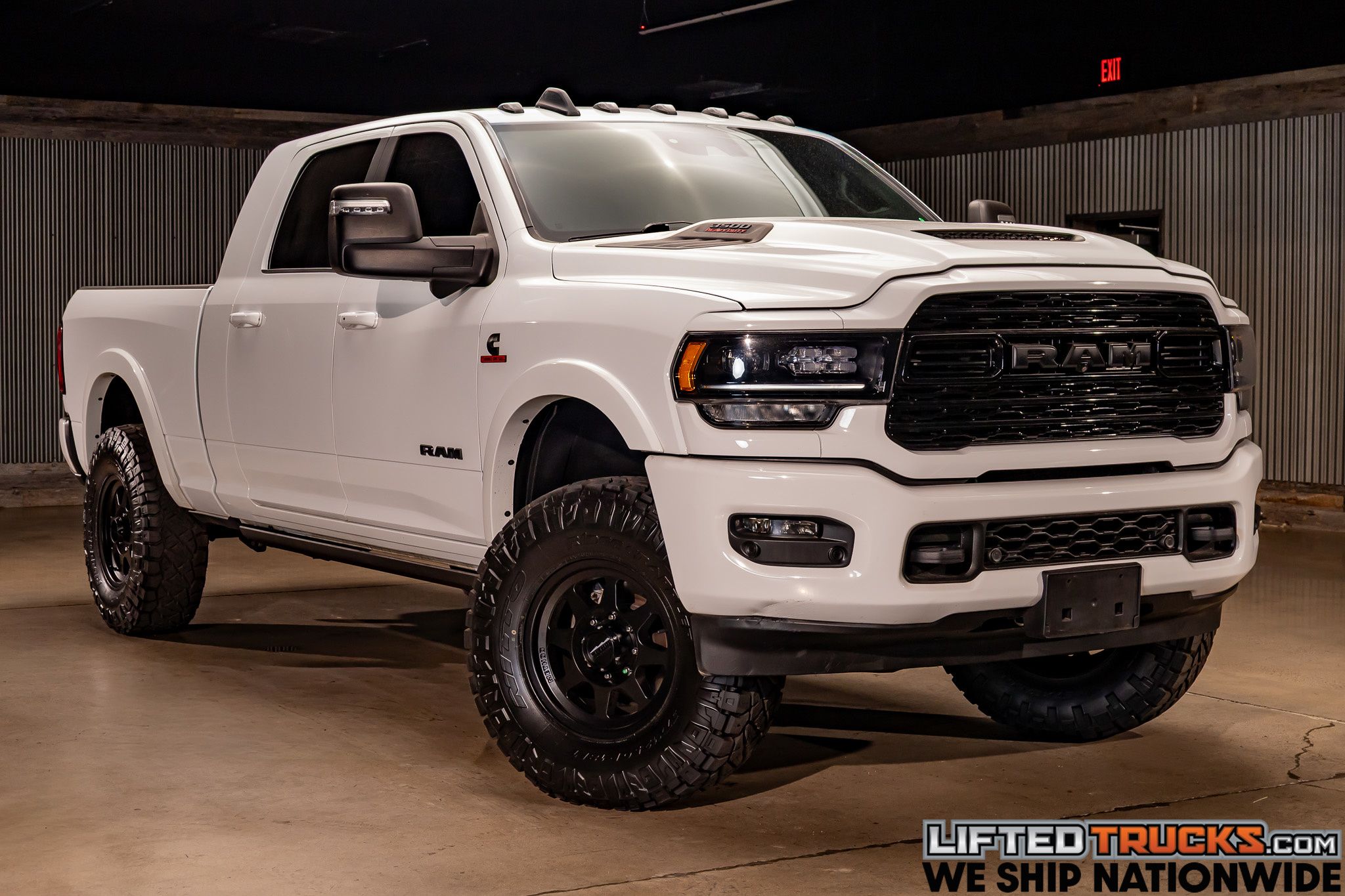 2023 RAM Ram 3500 Pickup Limited's photo