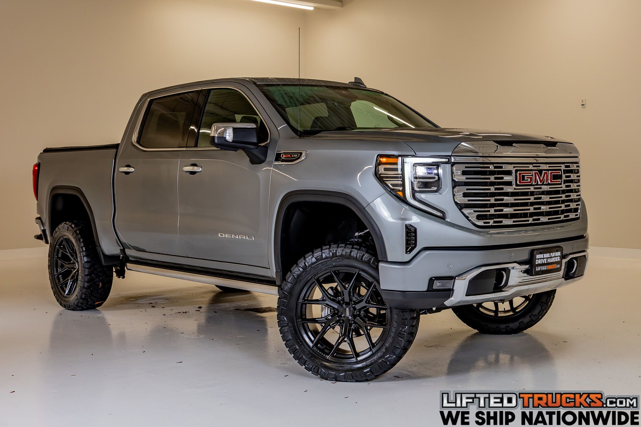 2025 GMC Sierra 4WD Crew Cab Short Box Denali's photo