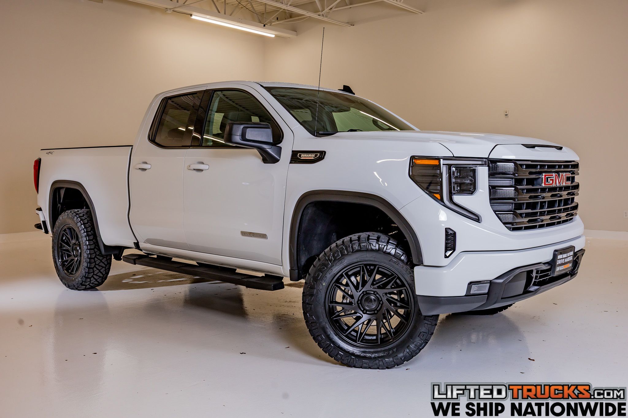 2023 GMC Sierra 4WD Double Cab Standard Box Elevation's photo