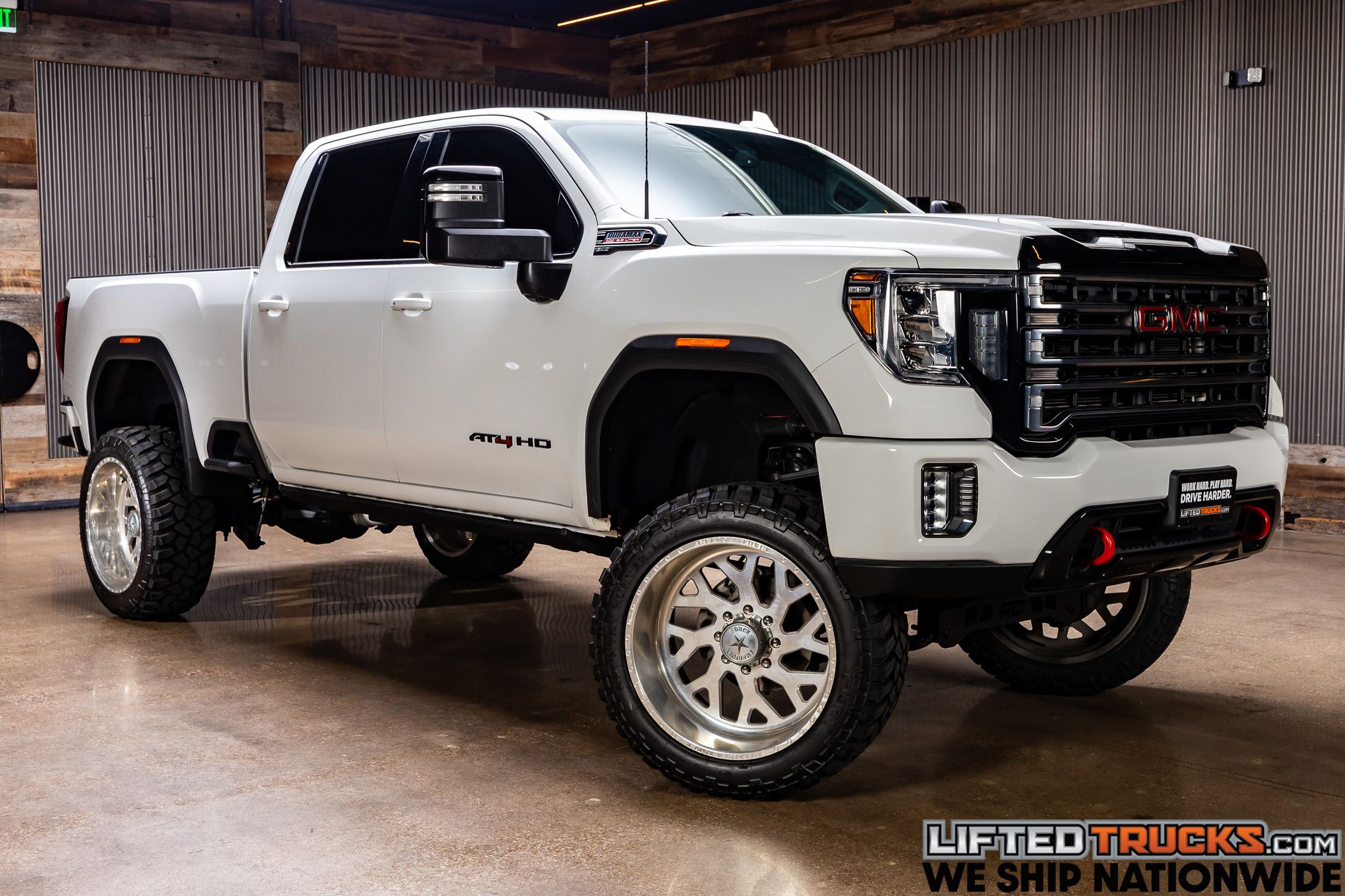 2021 GMC Sierra 2500HD AT4's photo