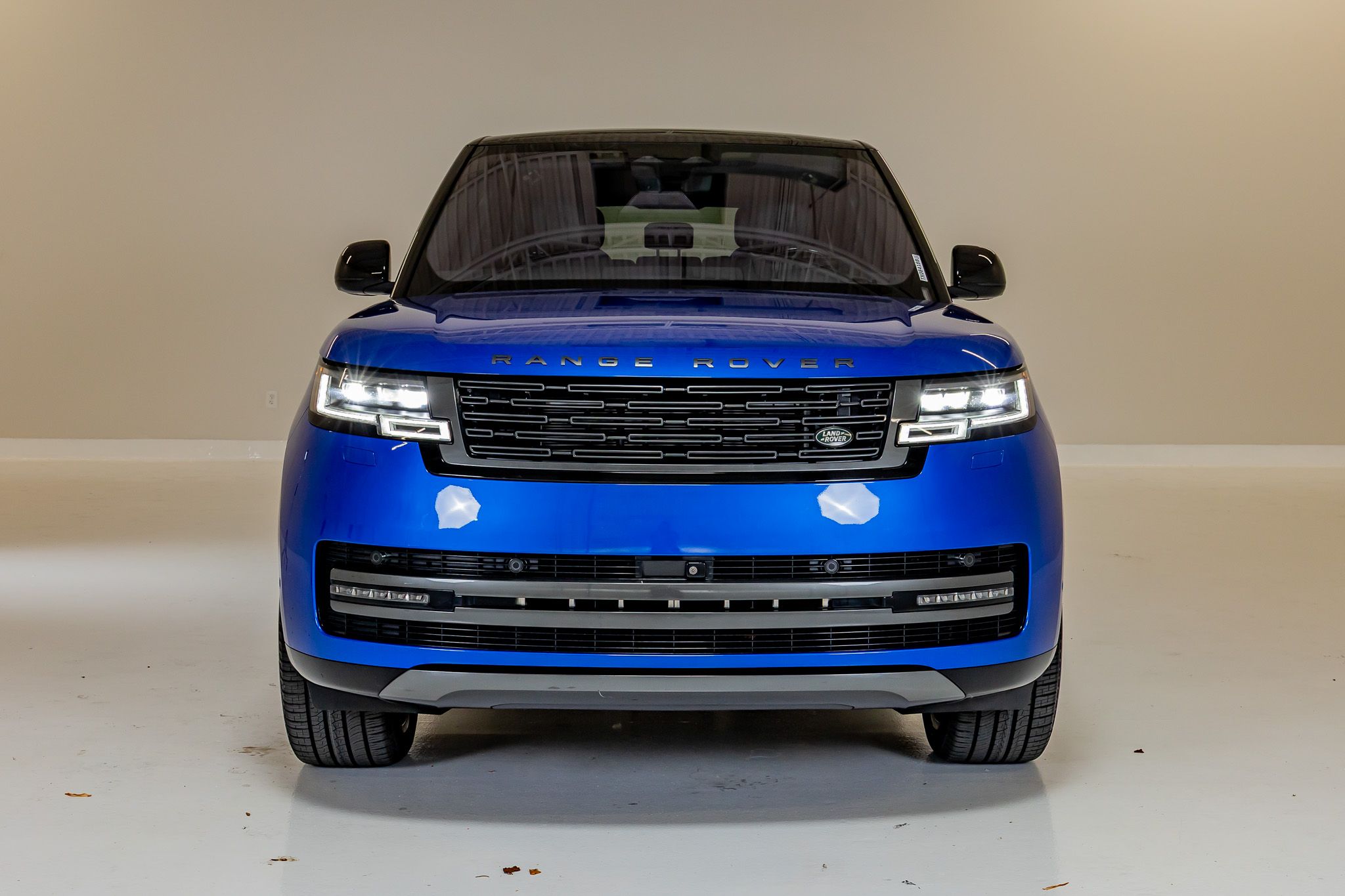 Used 2023 Land Rover Range Rover For Sale at Lifted Trucks | VIN