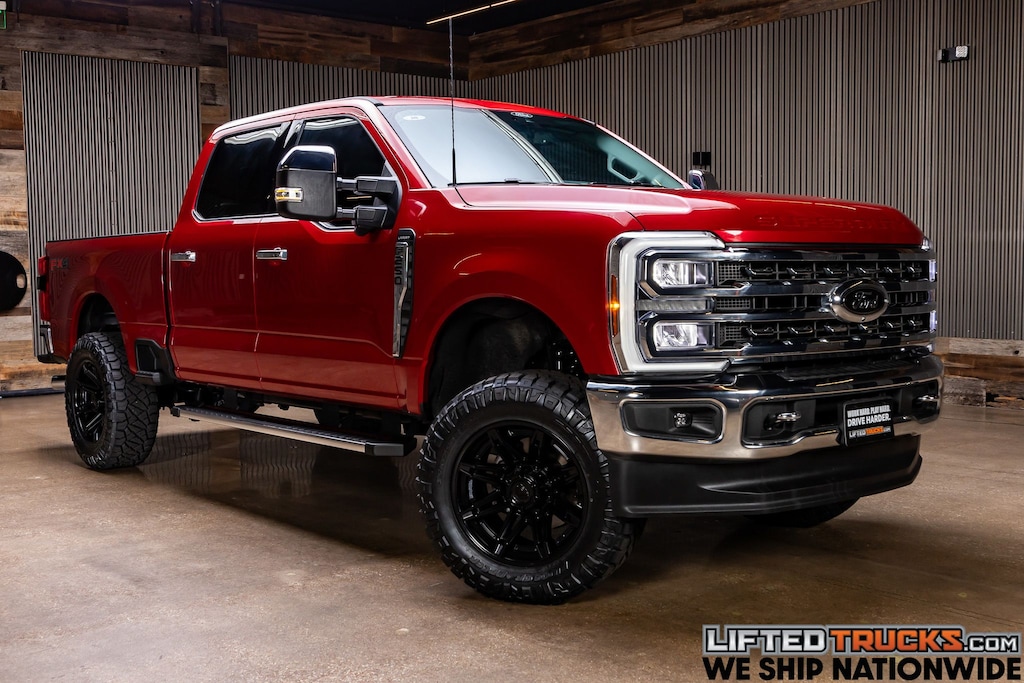Used 2024 Ford F-250SD Lariat Truck
