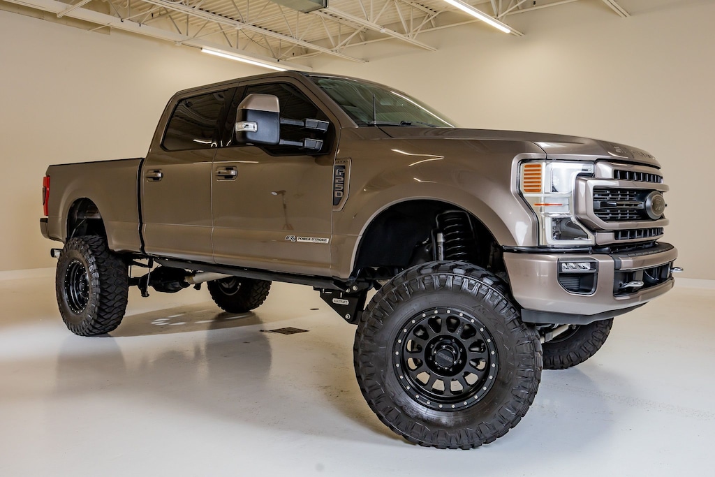 Used 2021 Ford F-250SD Lariat Truck