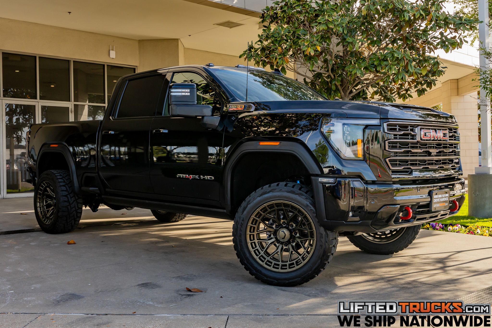 2025 GMC Sierra 4WD Crew Cab Standard Box AT4X's photo