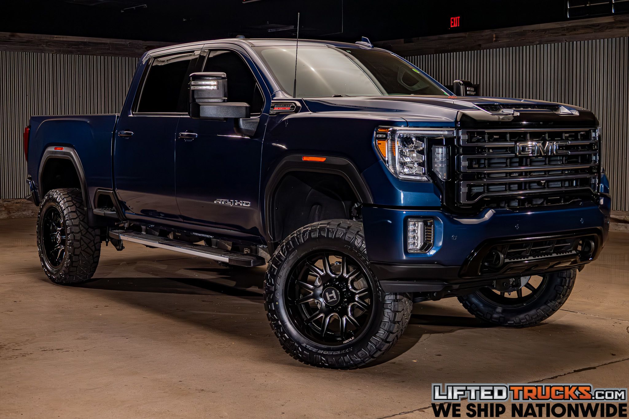 2023 GMC Sierra 4WD Crew Cab Standard Box AT4's photo